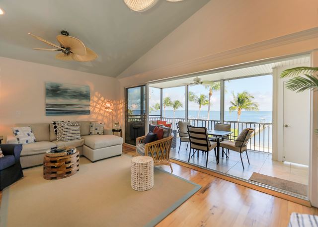 Captiva Hideaway 2D l Stunning Views And In The Heart Of The Captiva Villa