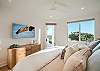 Queen Bedroom Off From Living Room 