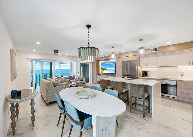 Captiva Hide A Way 1B | Luxury Captiva Condo! 