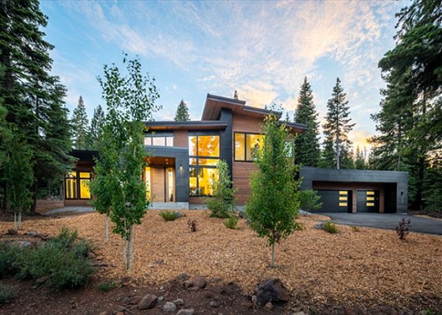 9262 Brae Ct "Mountain Escape"