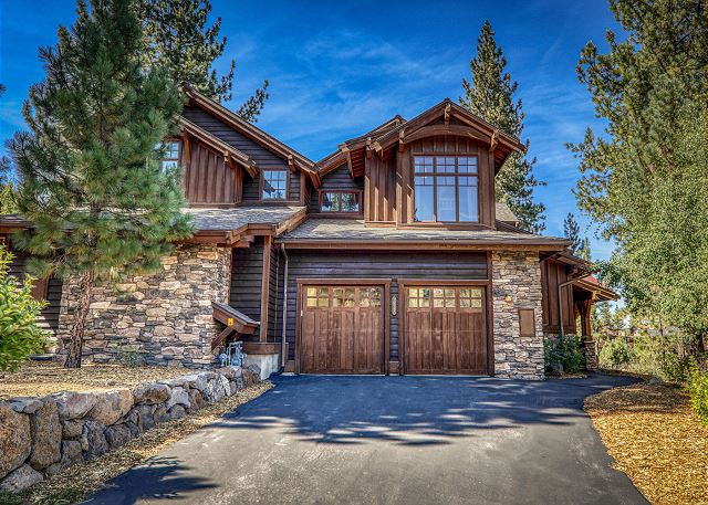 10248 Valmont Trail "Valmont Vista"