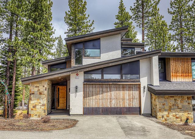 9234 Heartwood Drive "Heartwood Highview"