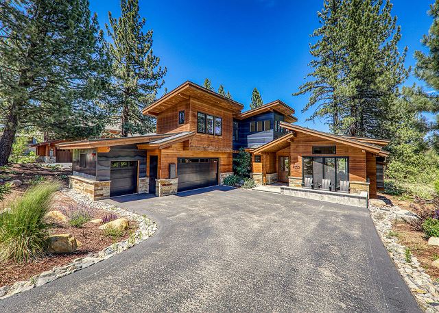 9365 Heartwood Dr "Mill House Retreat"