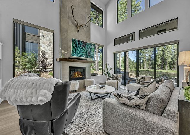 10281 Modane Place "Modern Mountain Luxury Lodge"