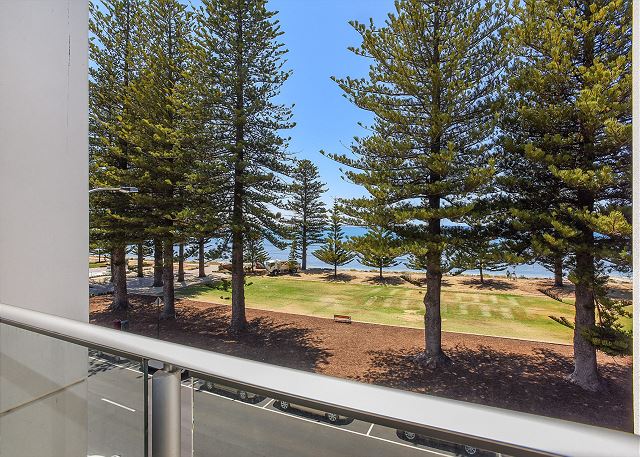 25 The Breeze - unit 25 at nr 2-5 Flinders Pde, Victor Harbor