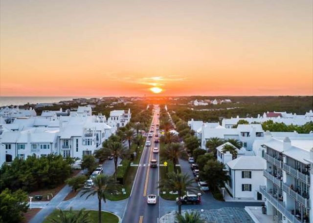 Enjoy access to nearby neighborhoods such as Alys Beach, Seaside & Rosemary Beach!