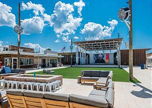 Enjoy shopping, restaurants and live entertainment at The Hub directly across the street from Prominence!