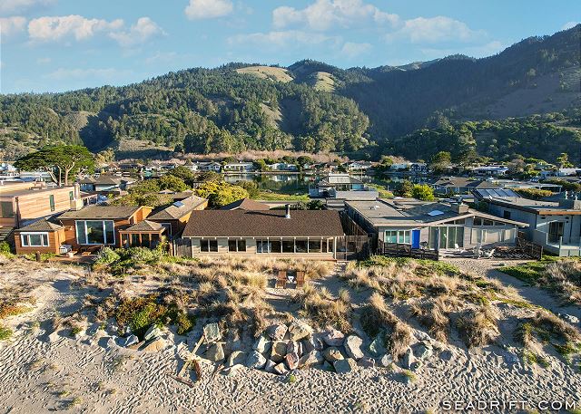 Oceanfront Rustic Bliss