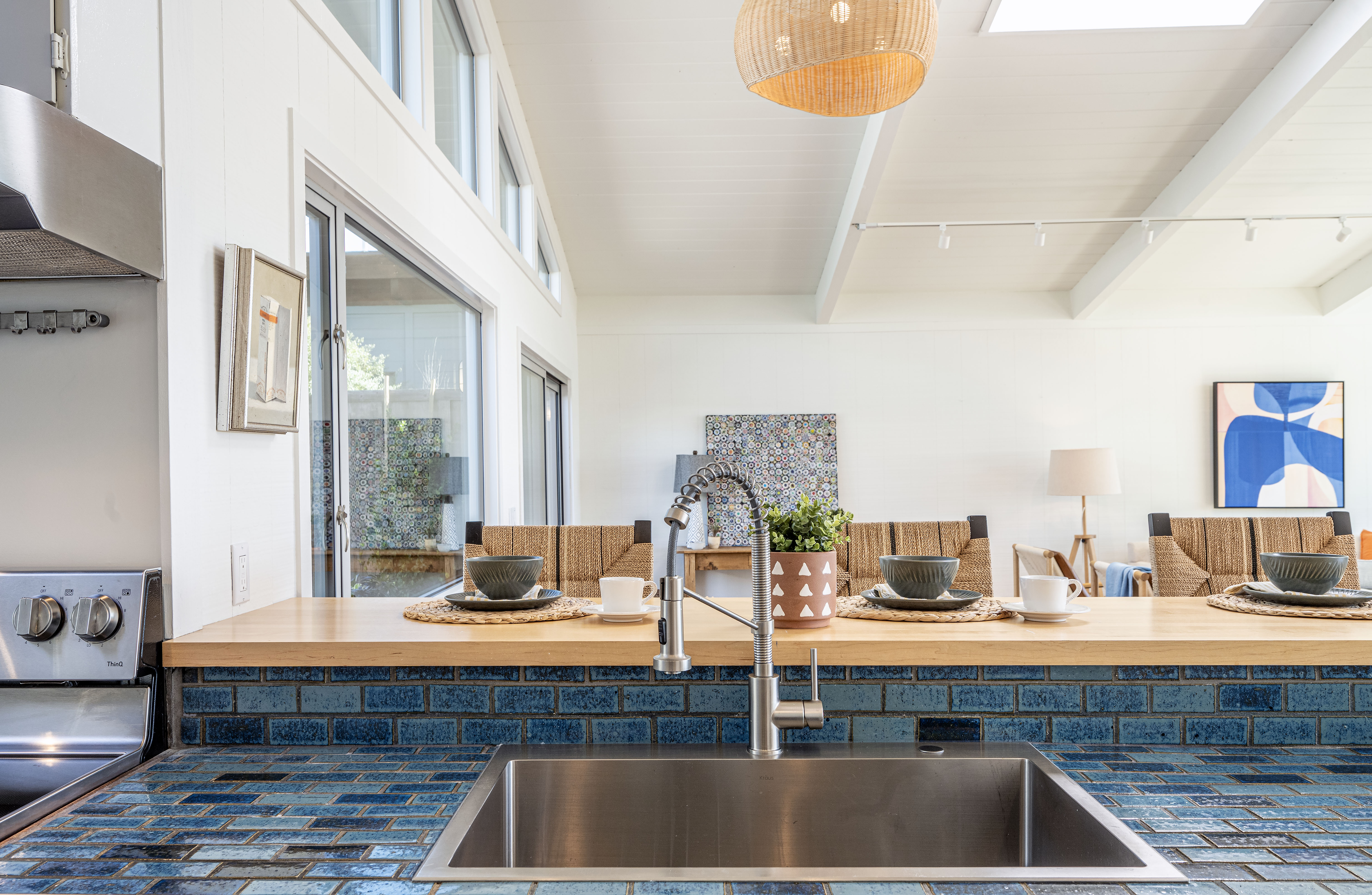 122 Seadrift Road | Photo 8