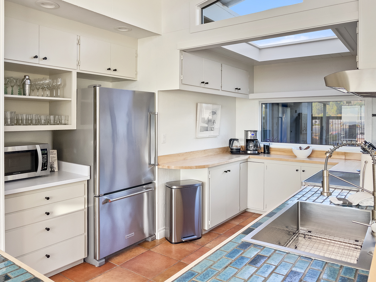 122 Seadrift Road | Photo 9