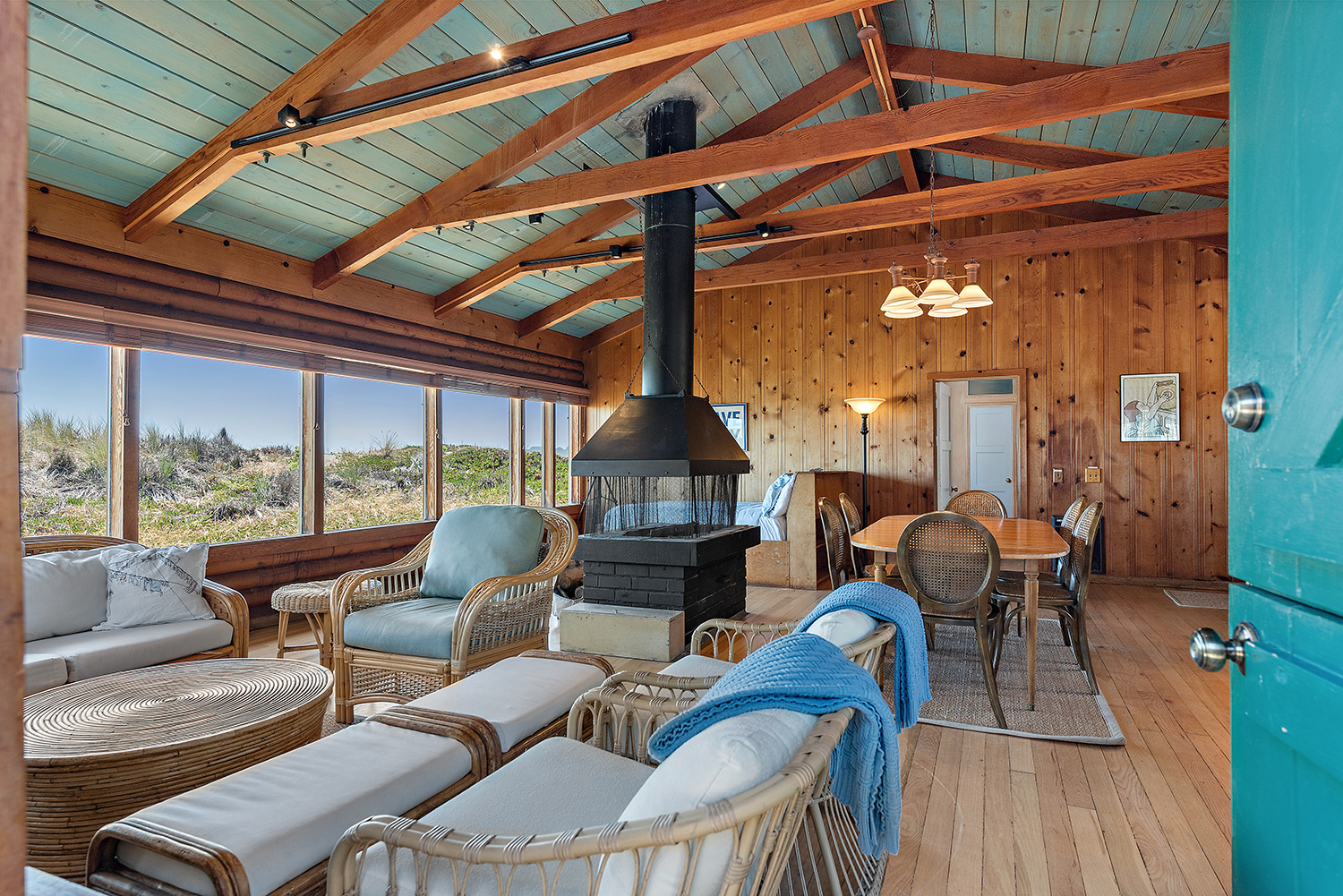 124 Seadrift Road | Photo 9