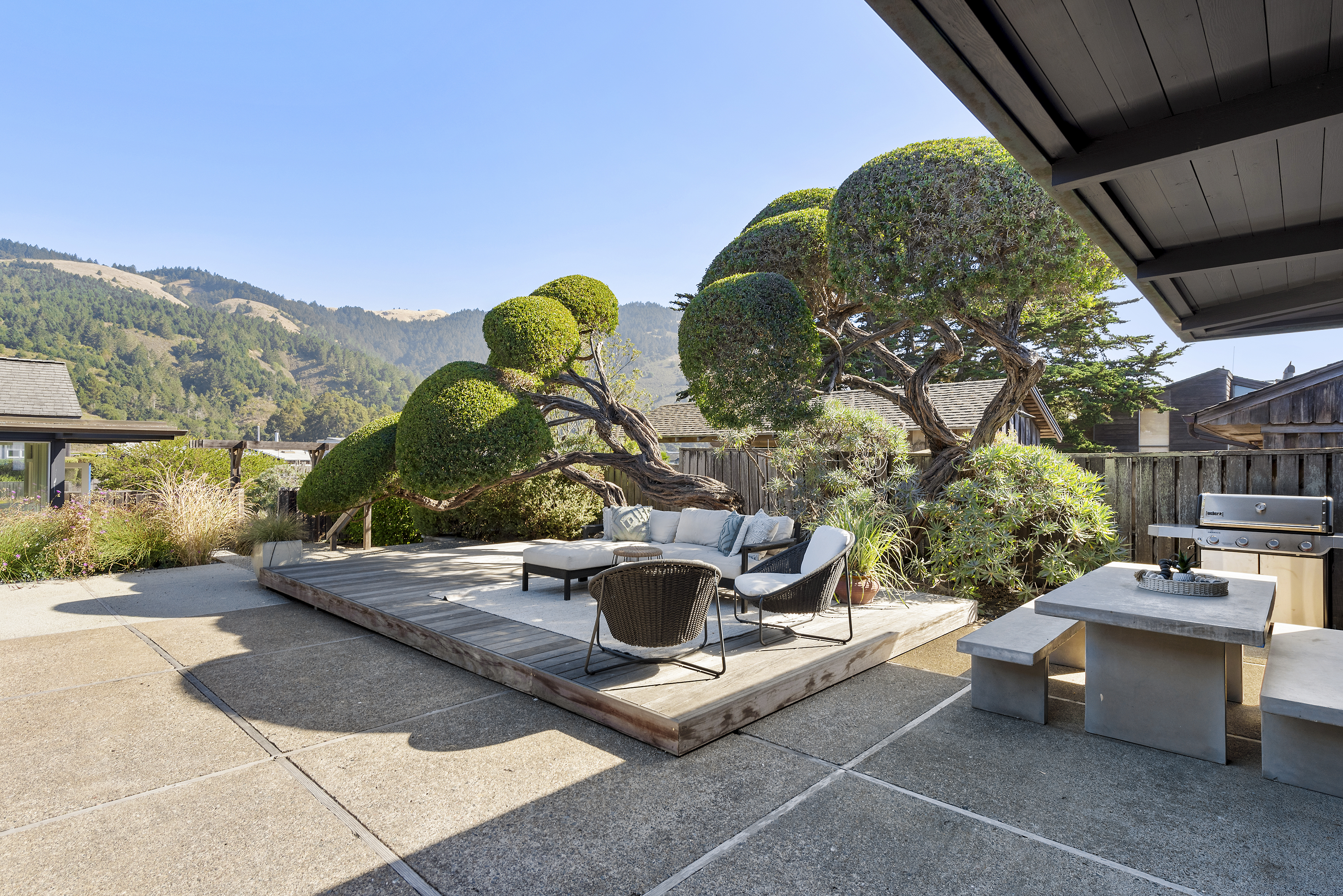 156 Seadrift Road | Photo 6