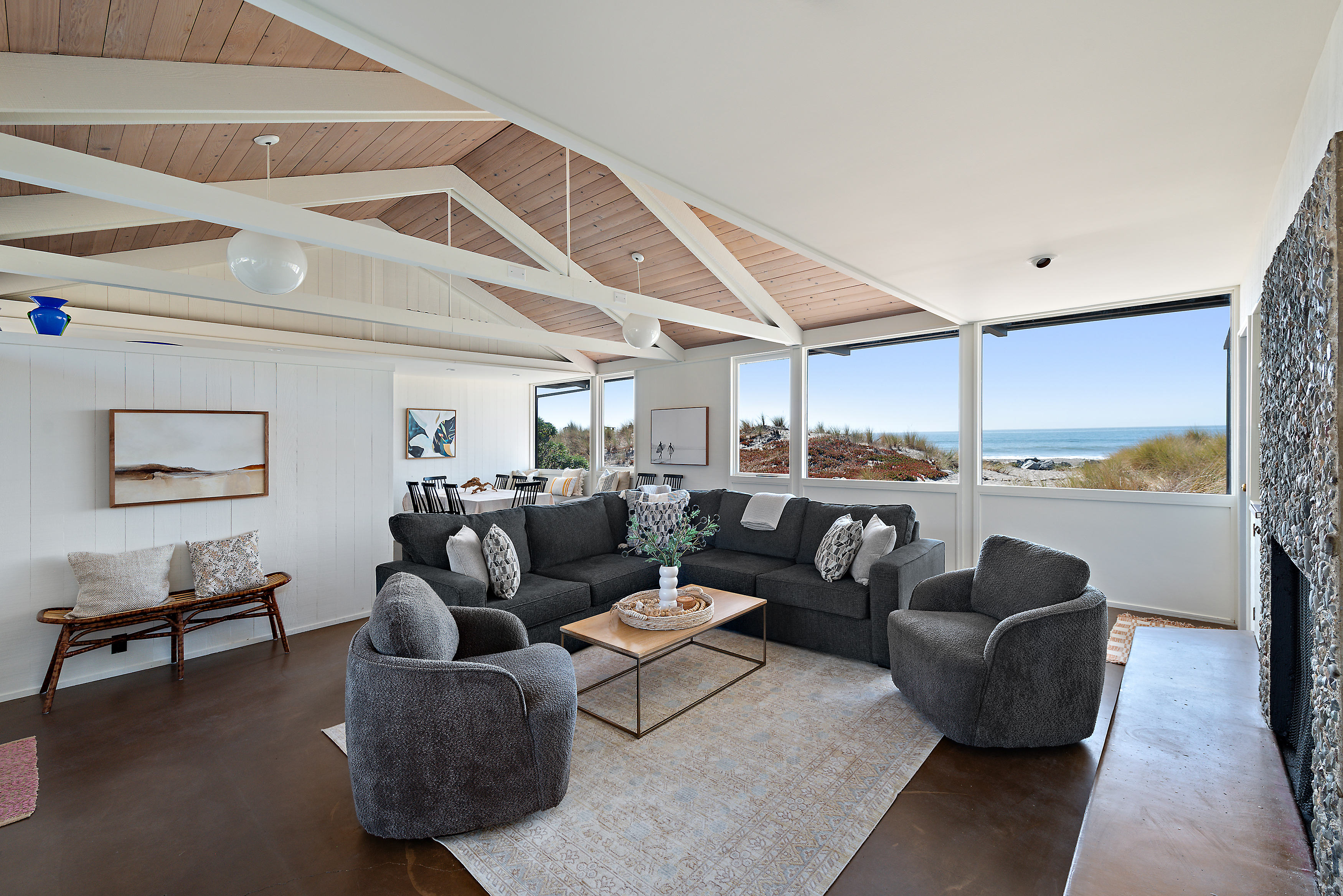 156 Seadrift Road | Photo 9