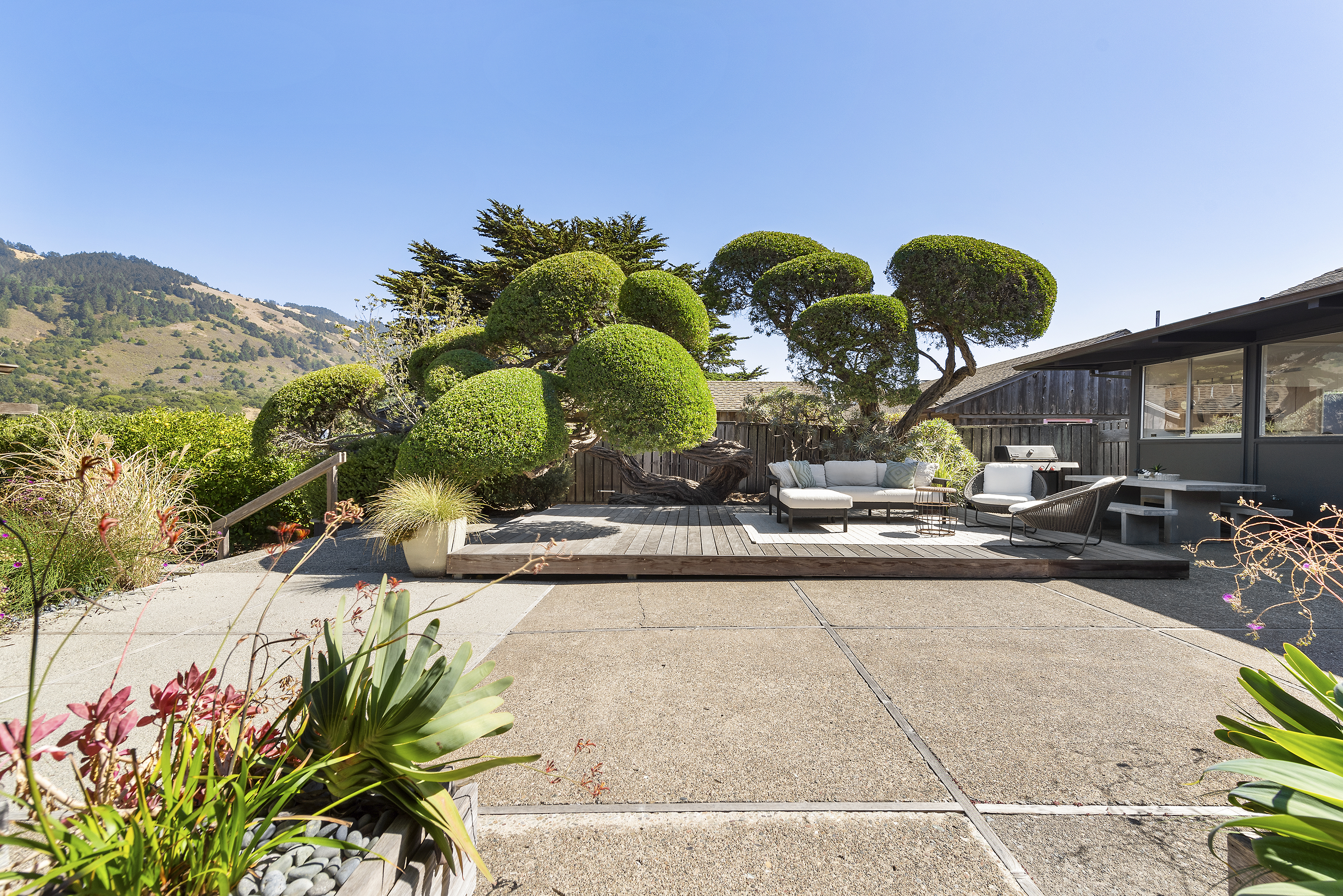 156 Seadrift Road | Photo 7