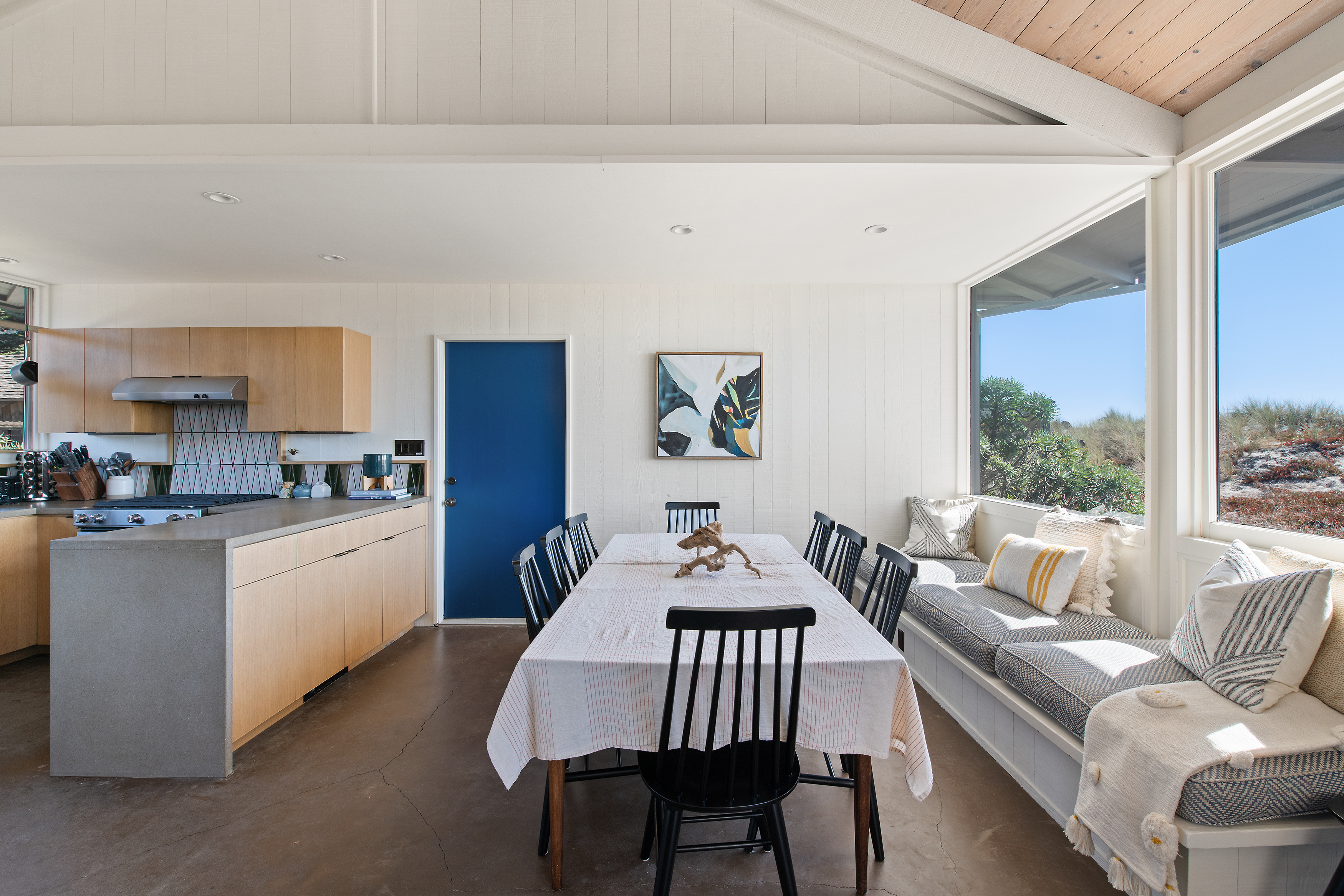 156 Seadrift Road | Photo 10