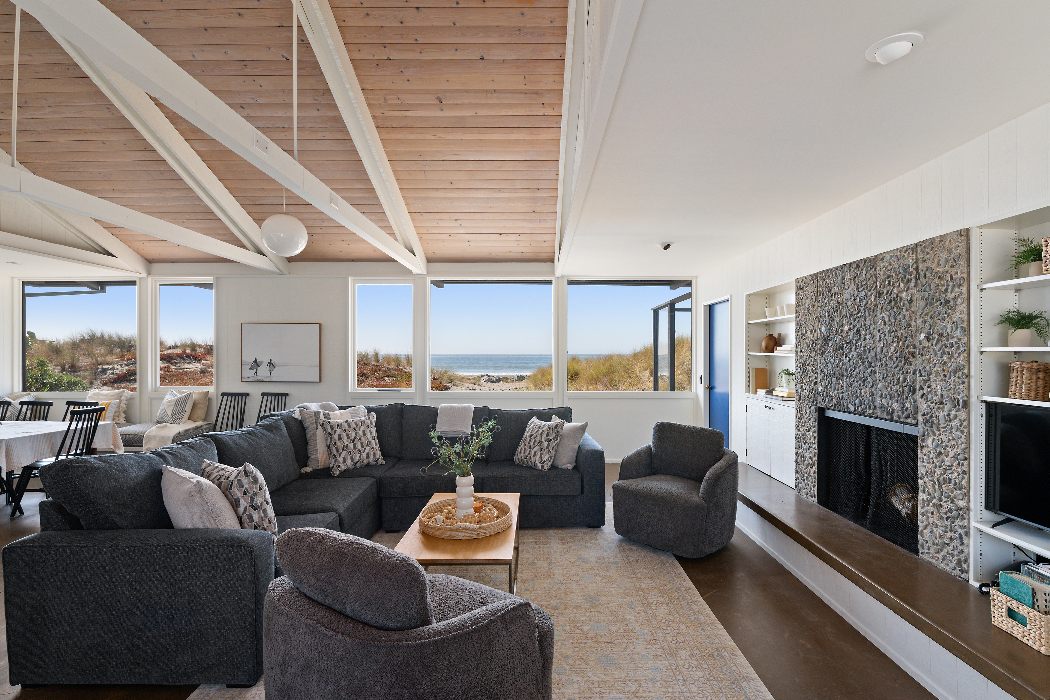 156 Seadrift Road | Photo 8