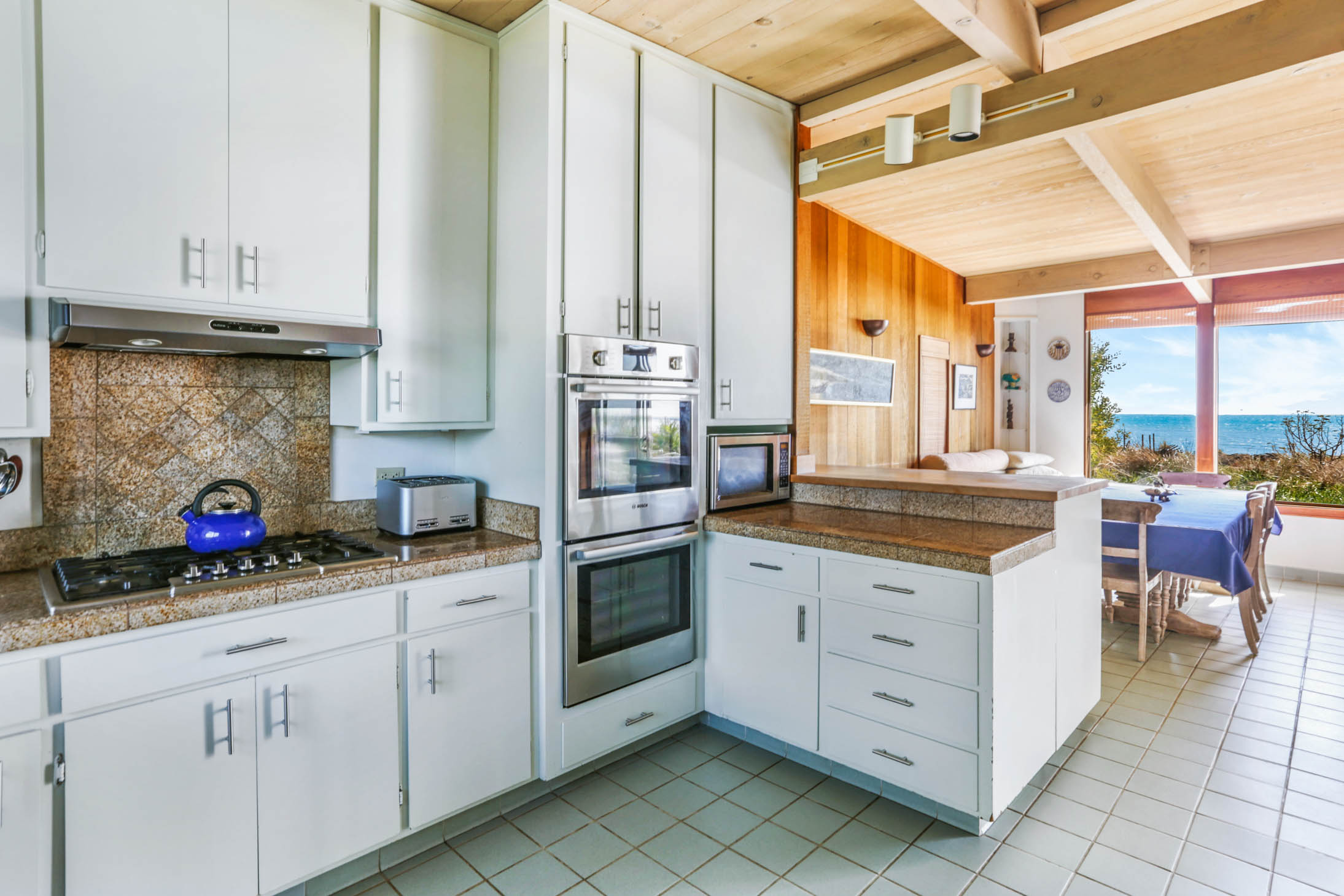 270 Seadrift Road | Photo 8