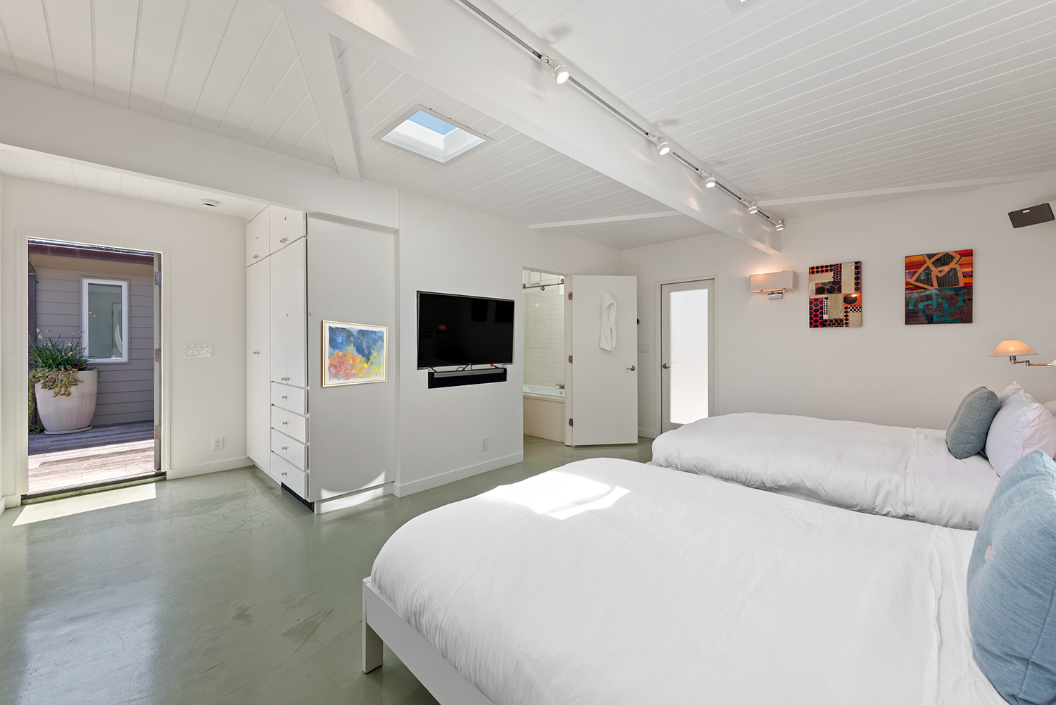 306 Seadrift Road | Photo 24