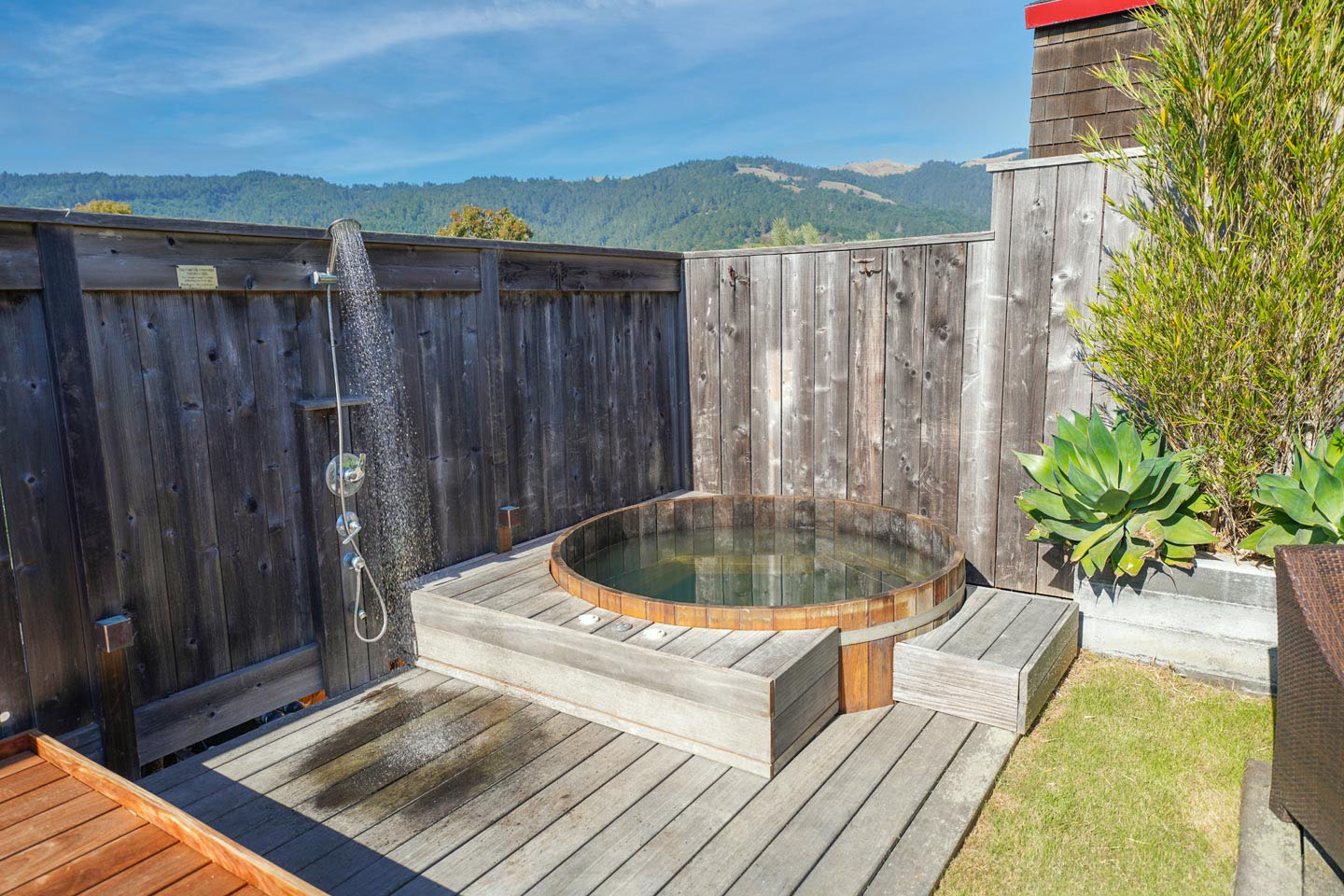 324 Seadrift Road | Photo 29