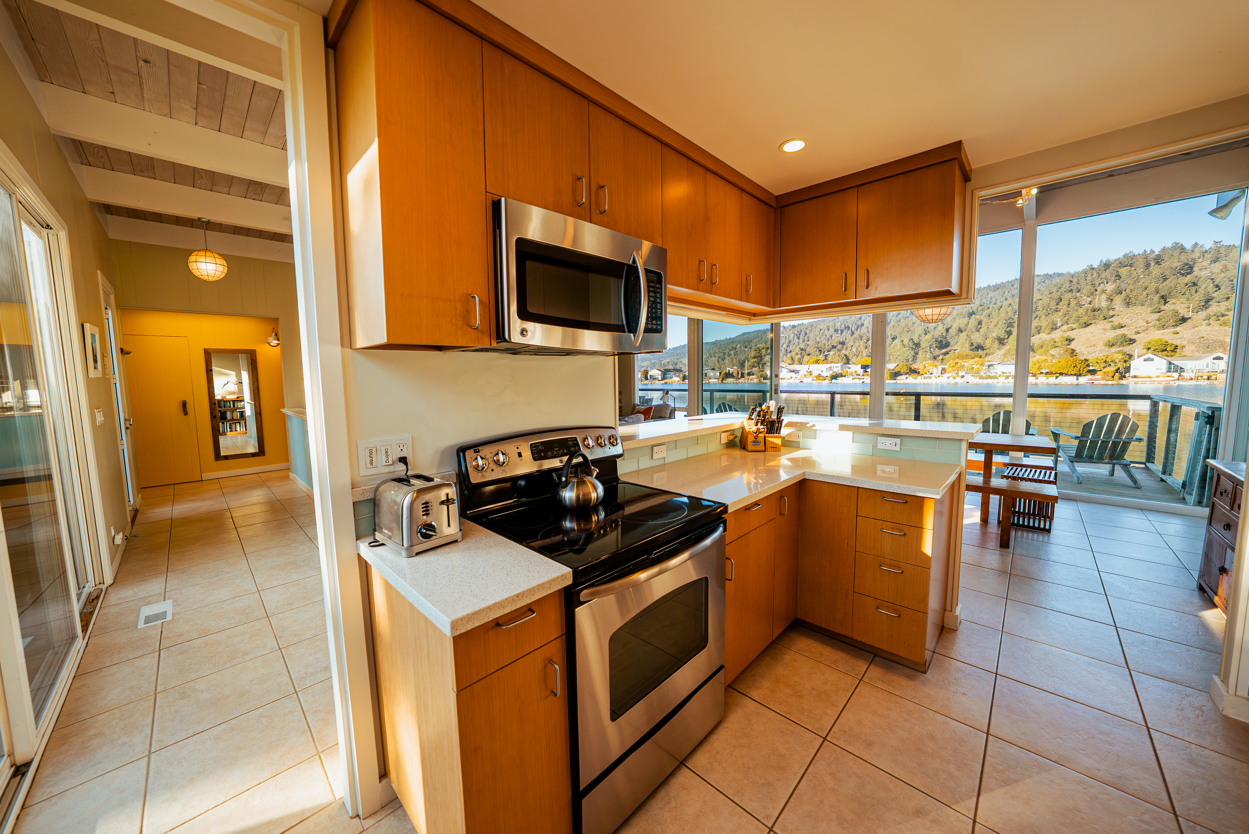 191 Seadrift Road | Photo 11