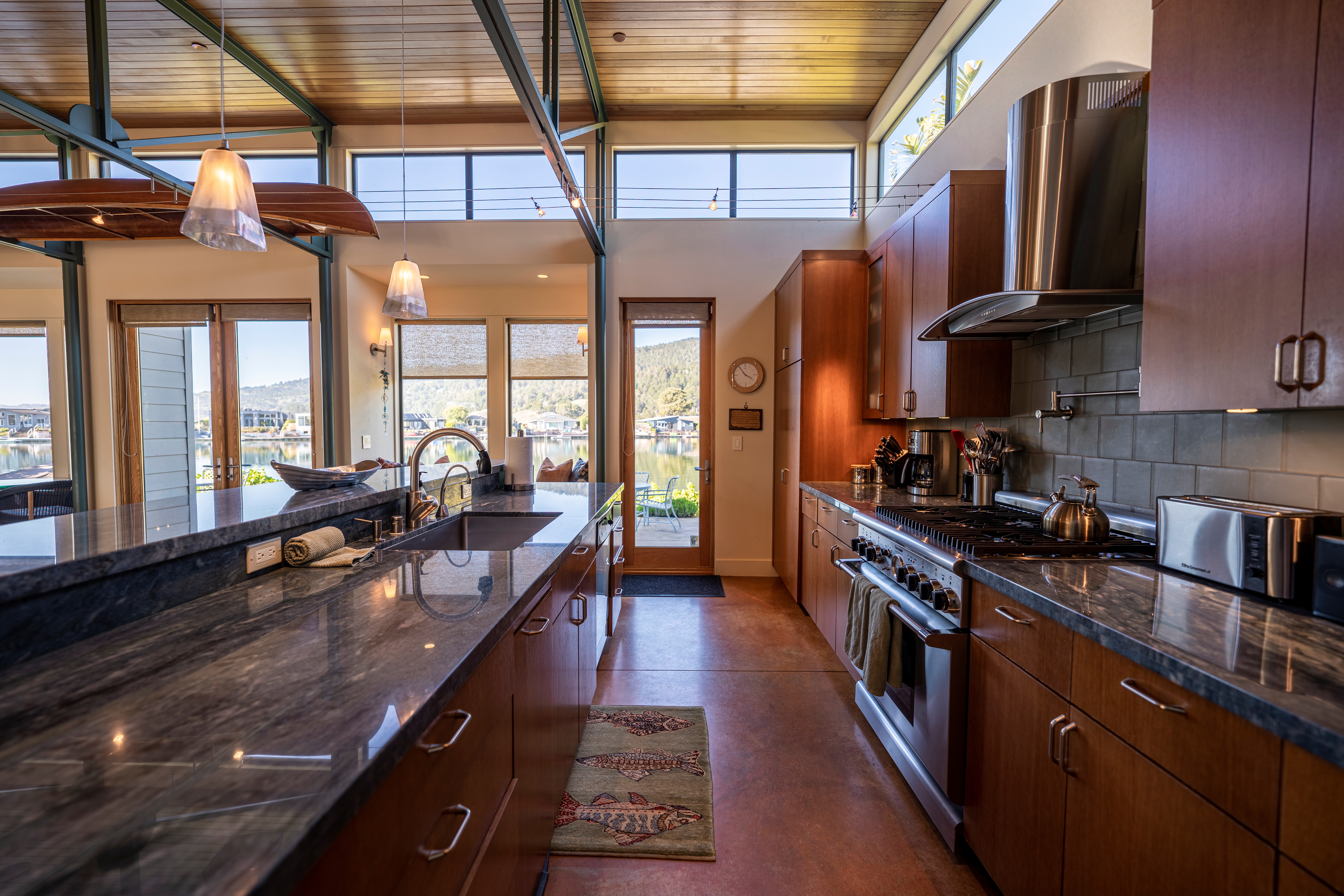 205 Seadrift Road | Photo 12