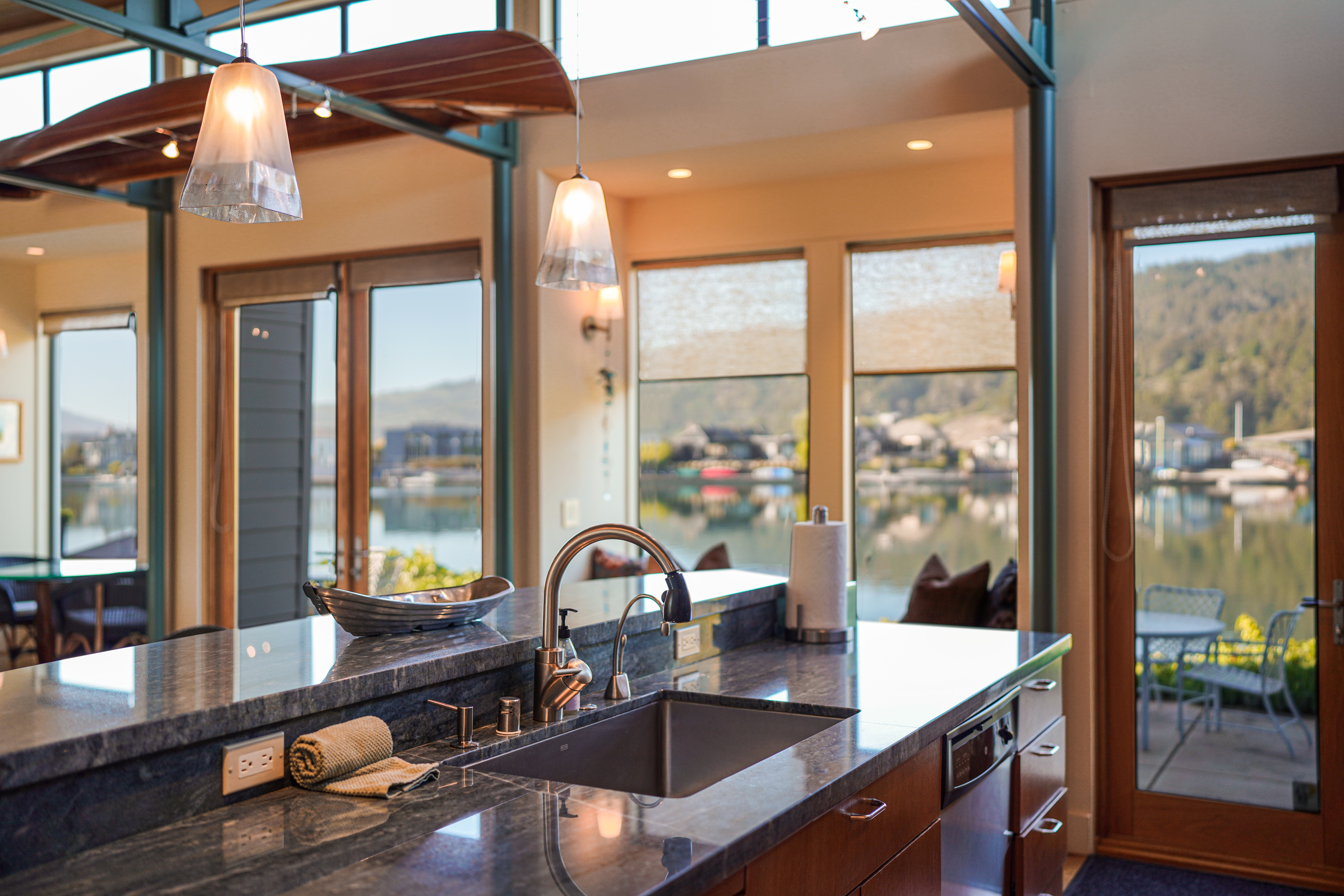 205 Seadrift Road | Photo 11