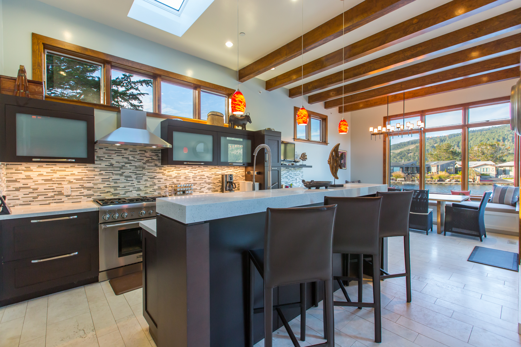 221 Seadrift Road | Photo 8