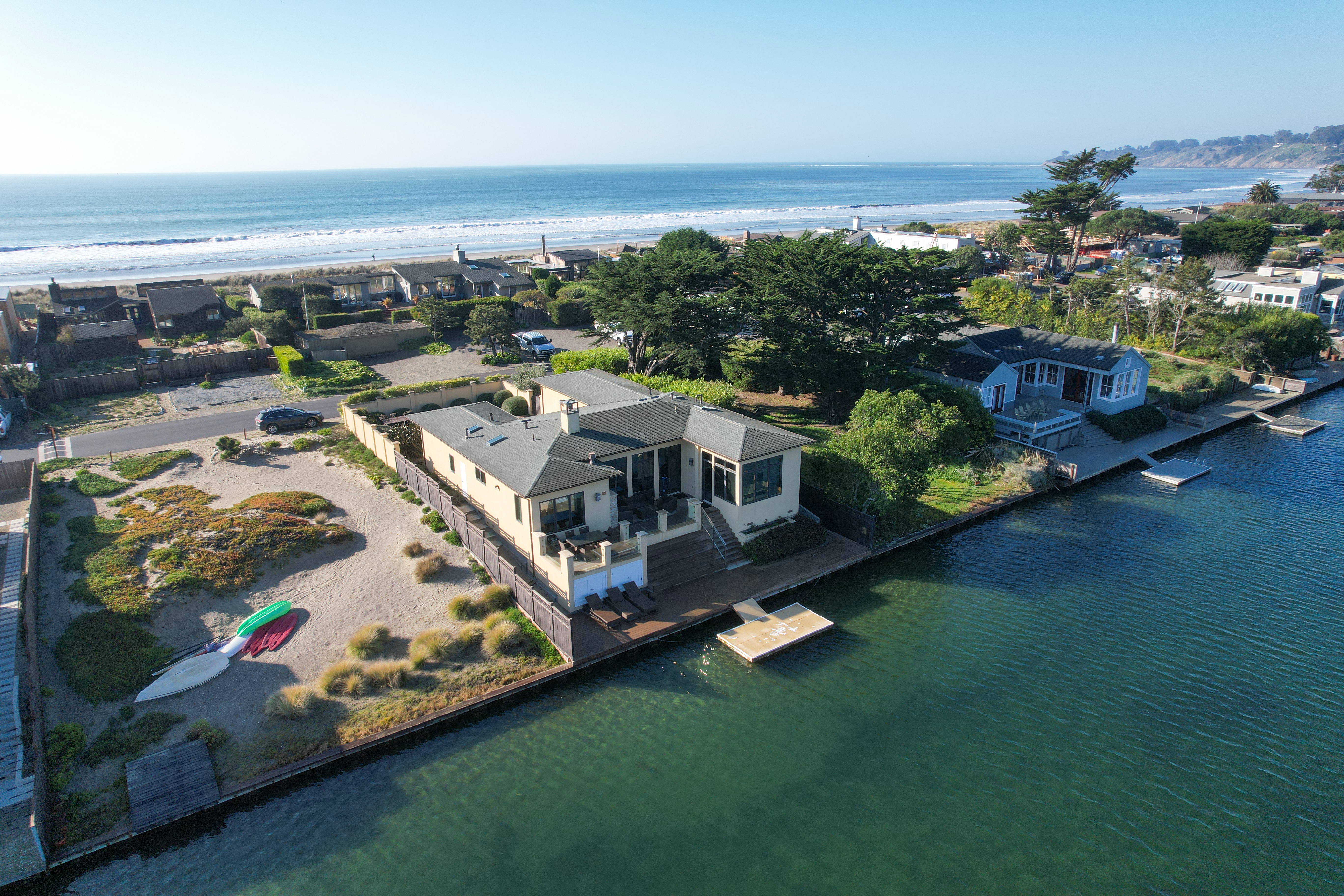 221 Seadrift Road | Photo 22