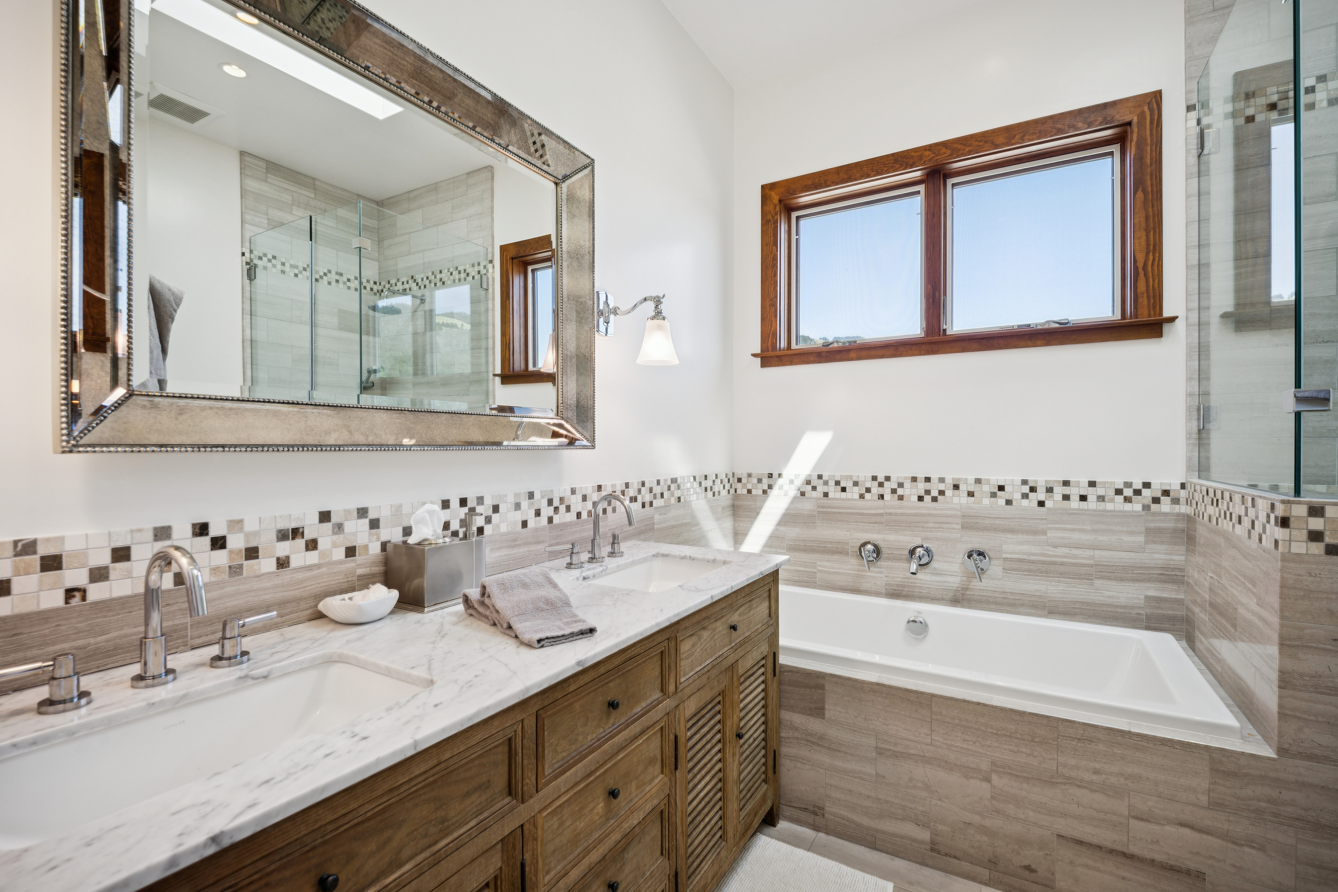 221 Seadrift Road | Photo 18