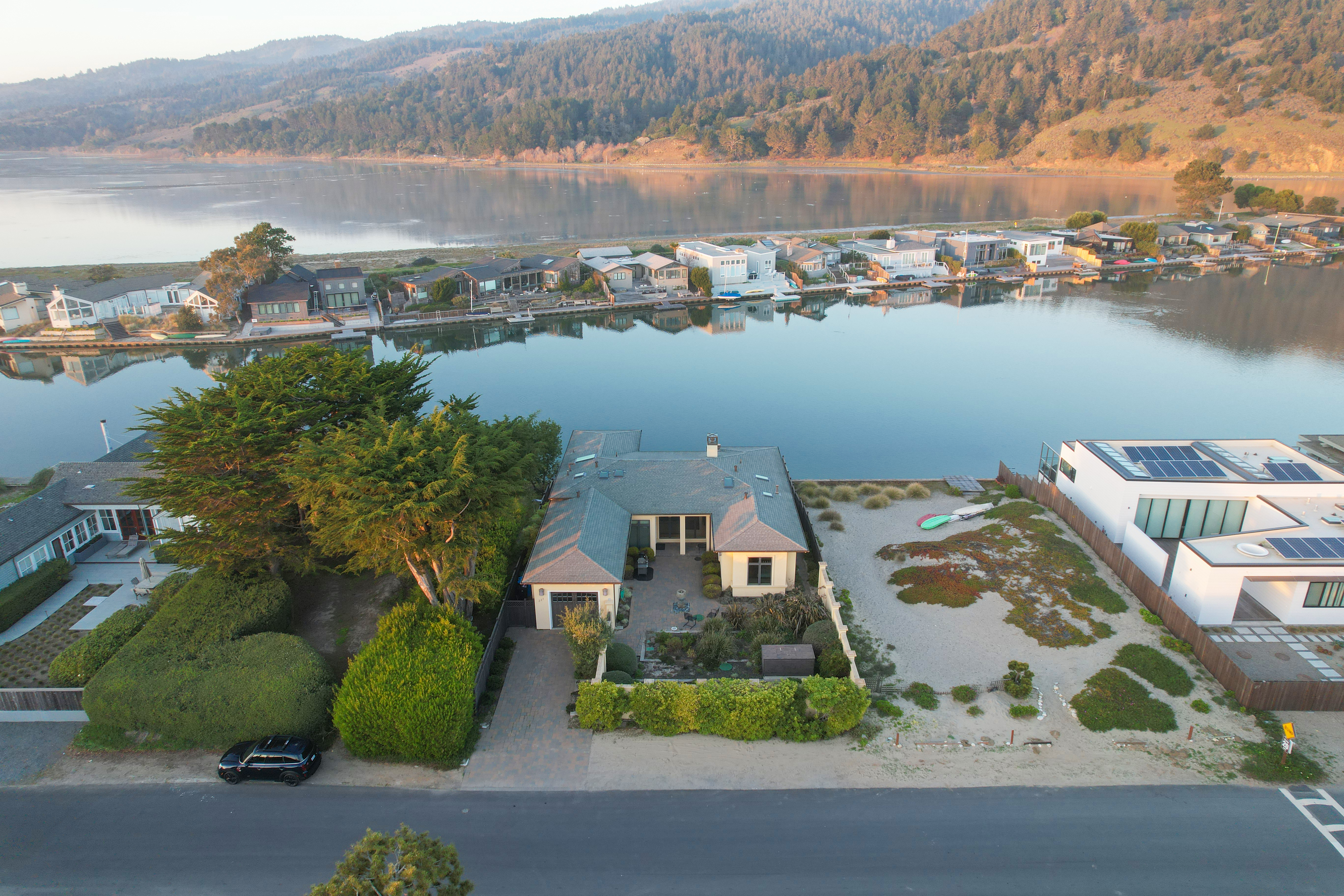 221 Seadrift Road | Photo 21