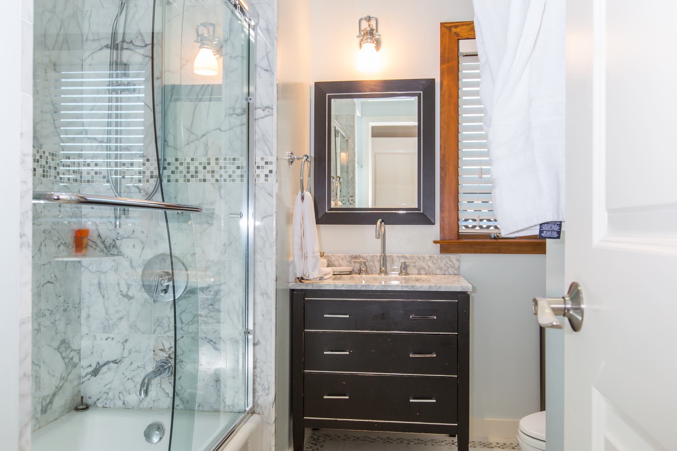 221 Seadrift Road | Photo 14