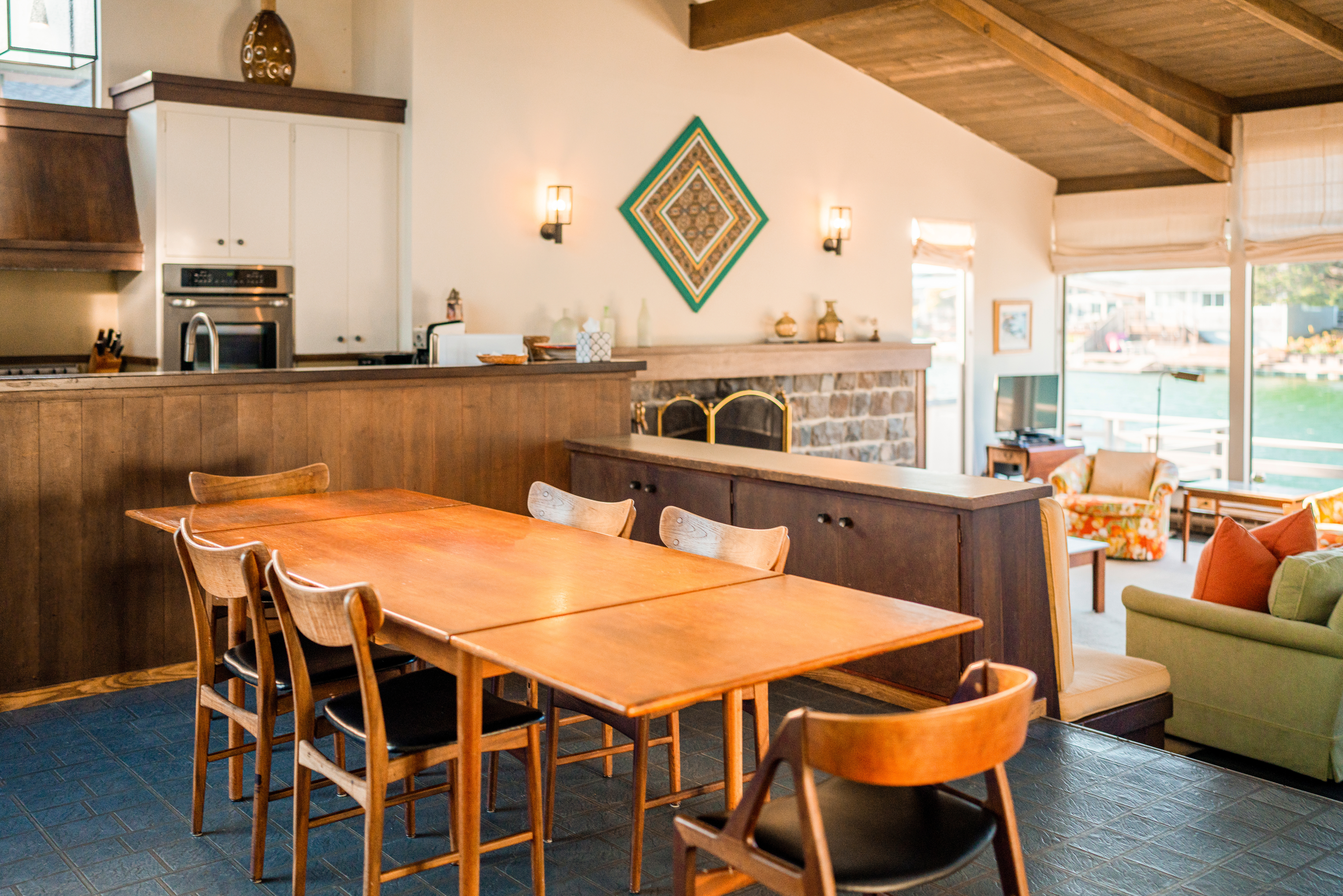 279 Seadrift Road | Photo 12