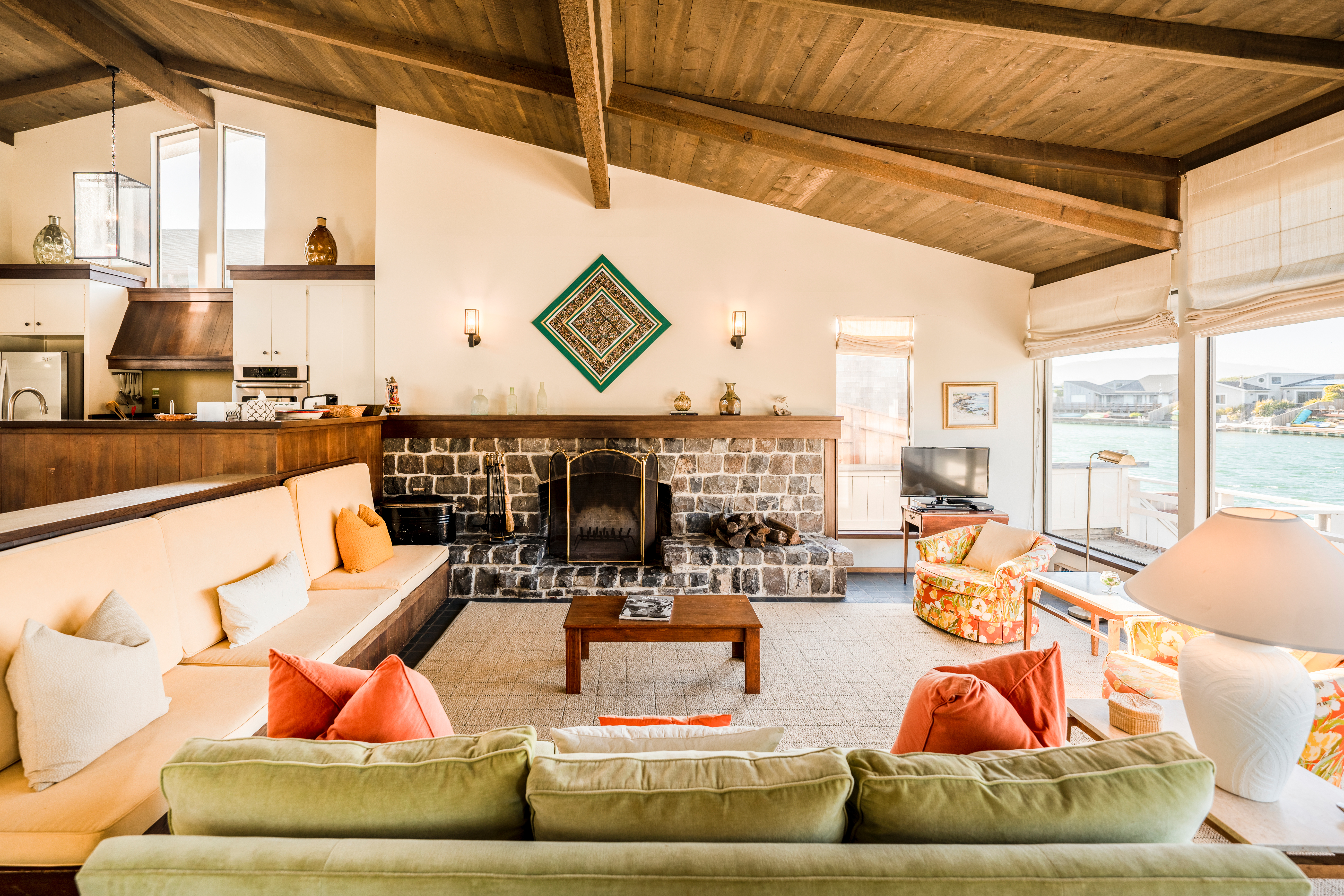 279 Seadrift Road | Photo 5