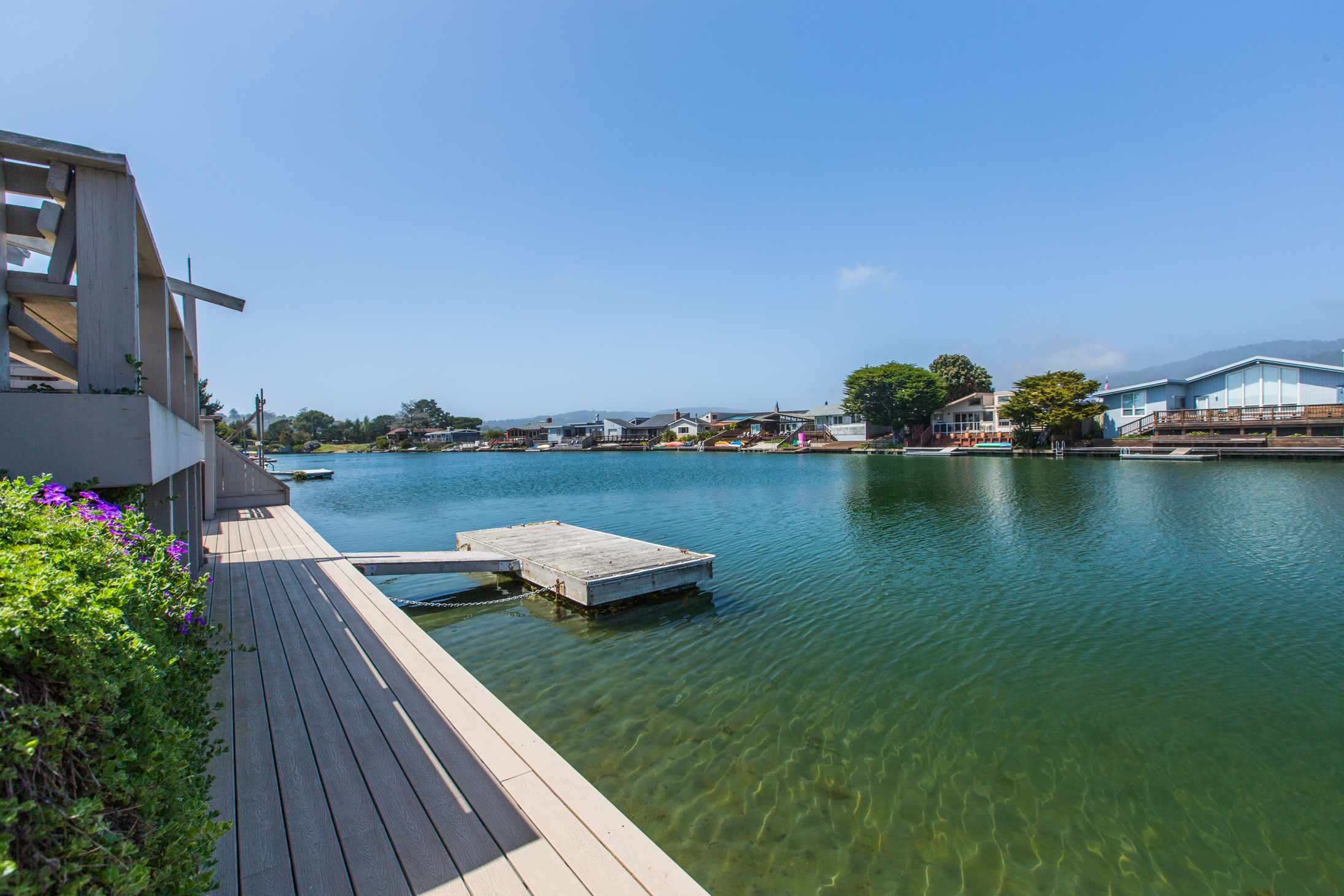 279 Seadrift Road | Photo 24