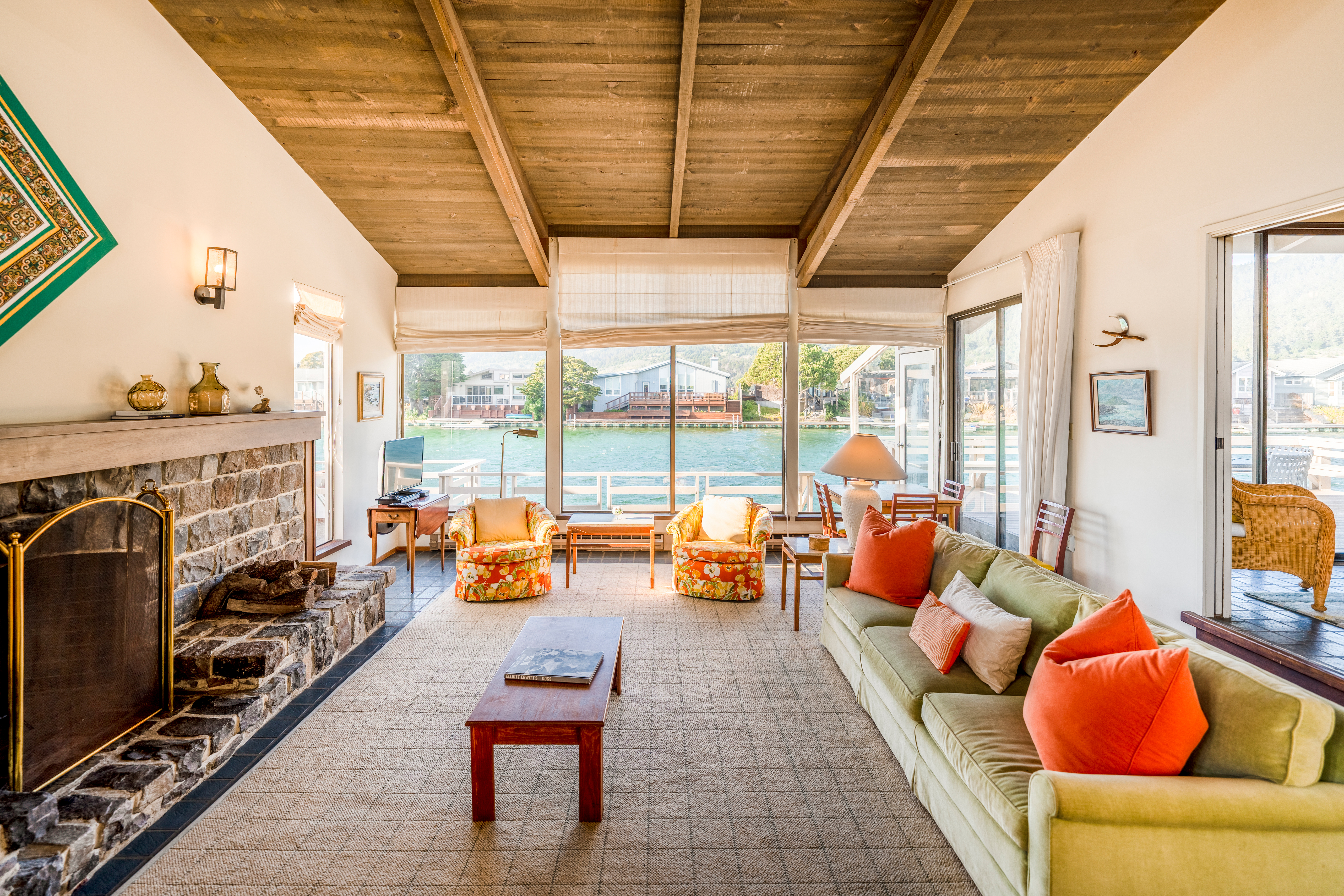 279 Seadrift Road | Photo 6