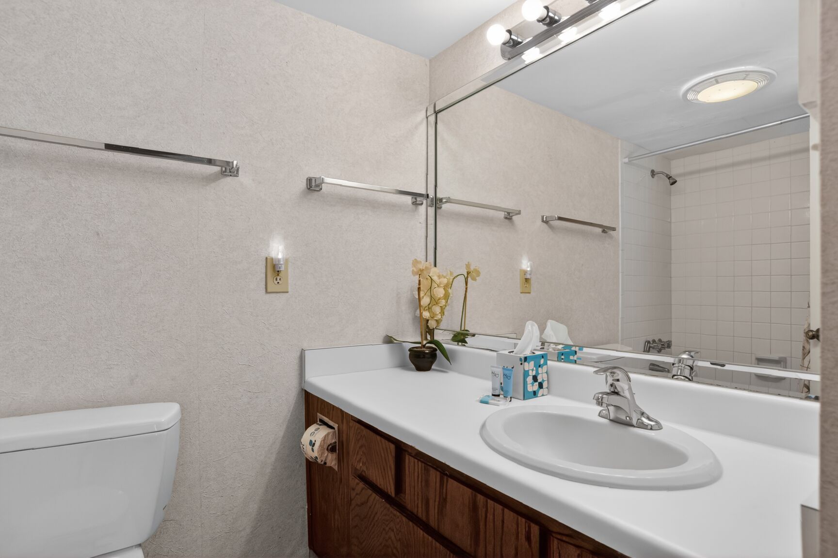 Shorewood 207 | Photo 22