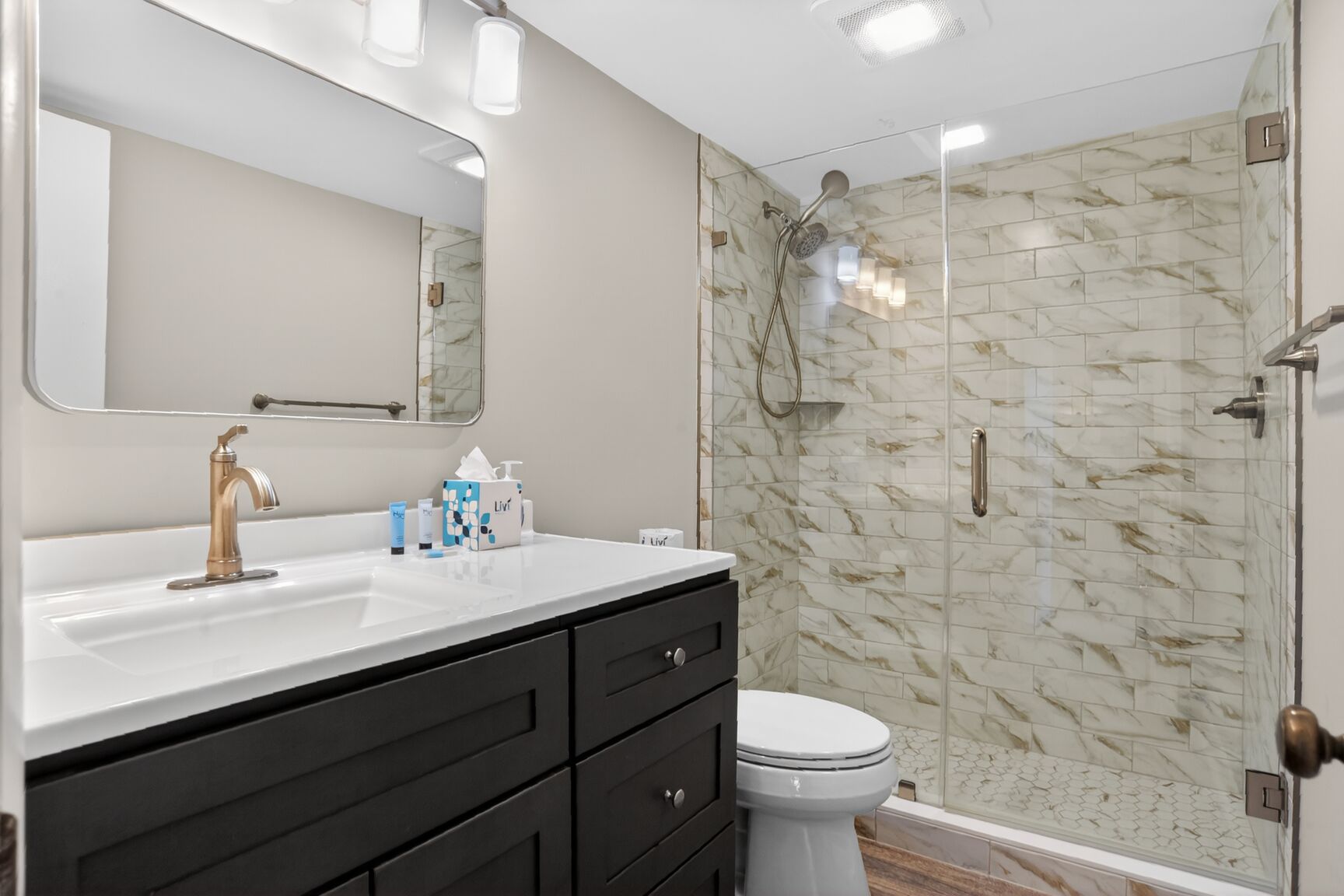 Shorewood 207 | Photo 18