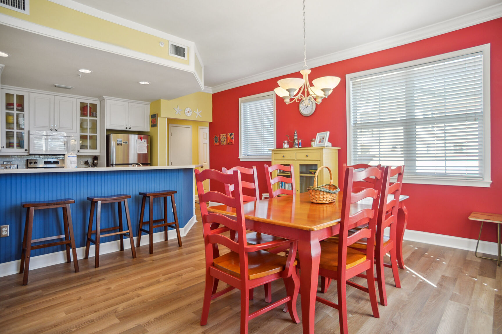 North Shore 401 | Photo 10
