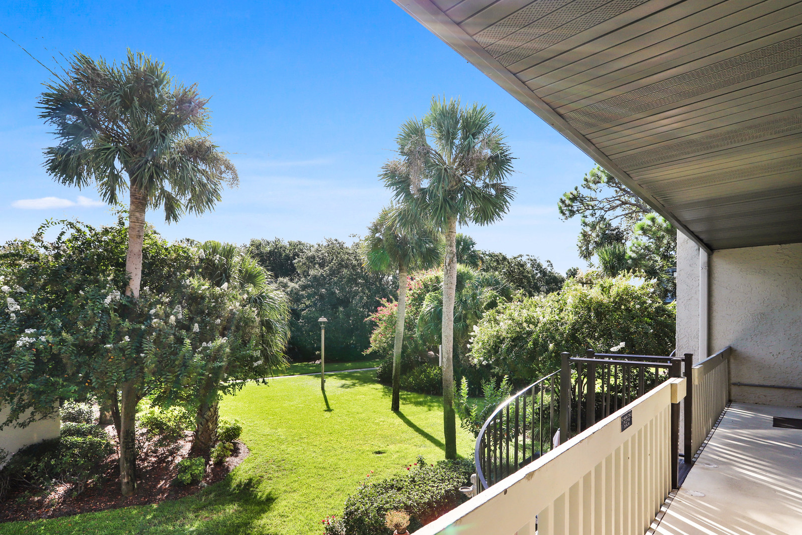 Surf Court 30 | Photo 38