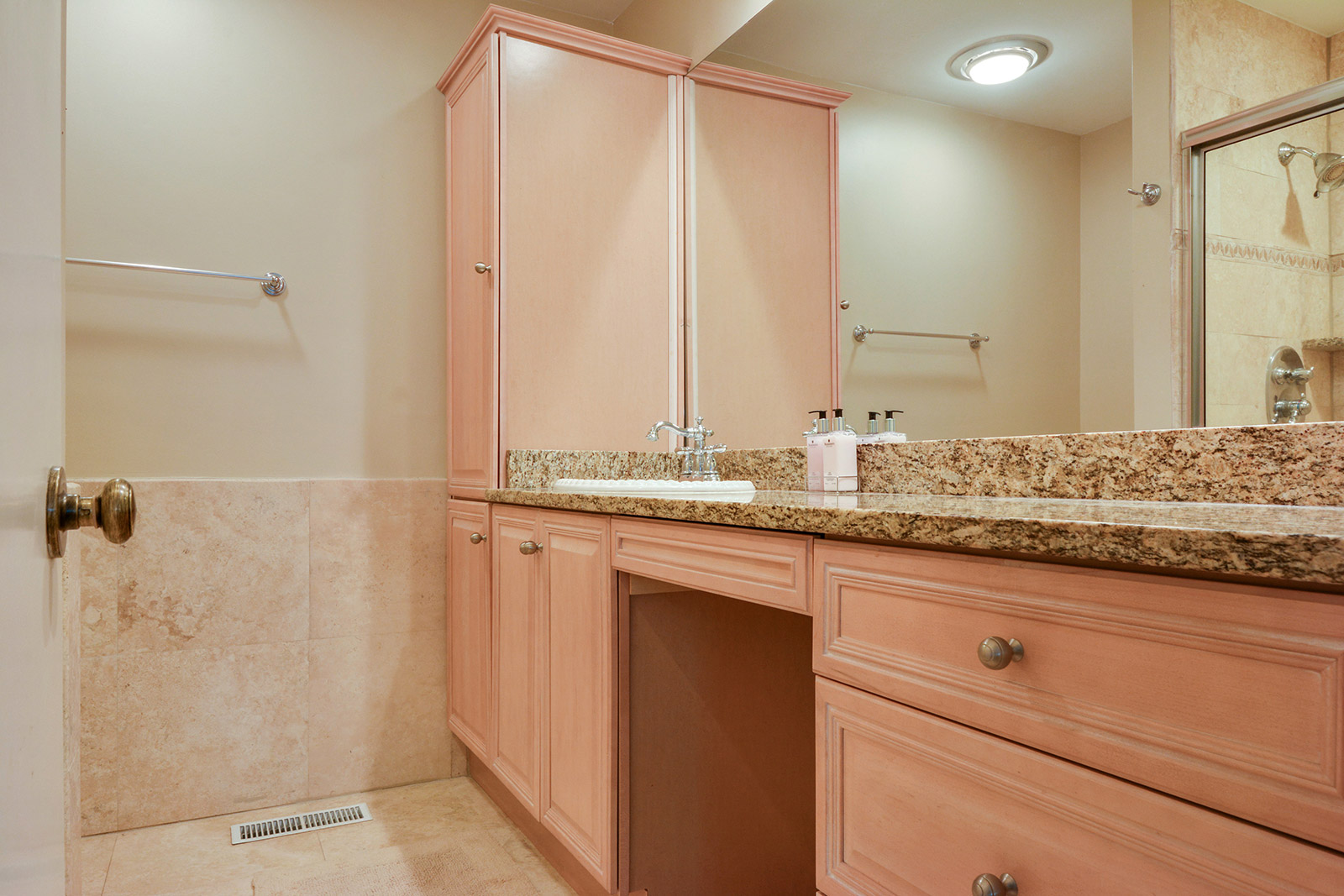 Townhouse Tennis 18 | Photo 14