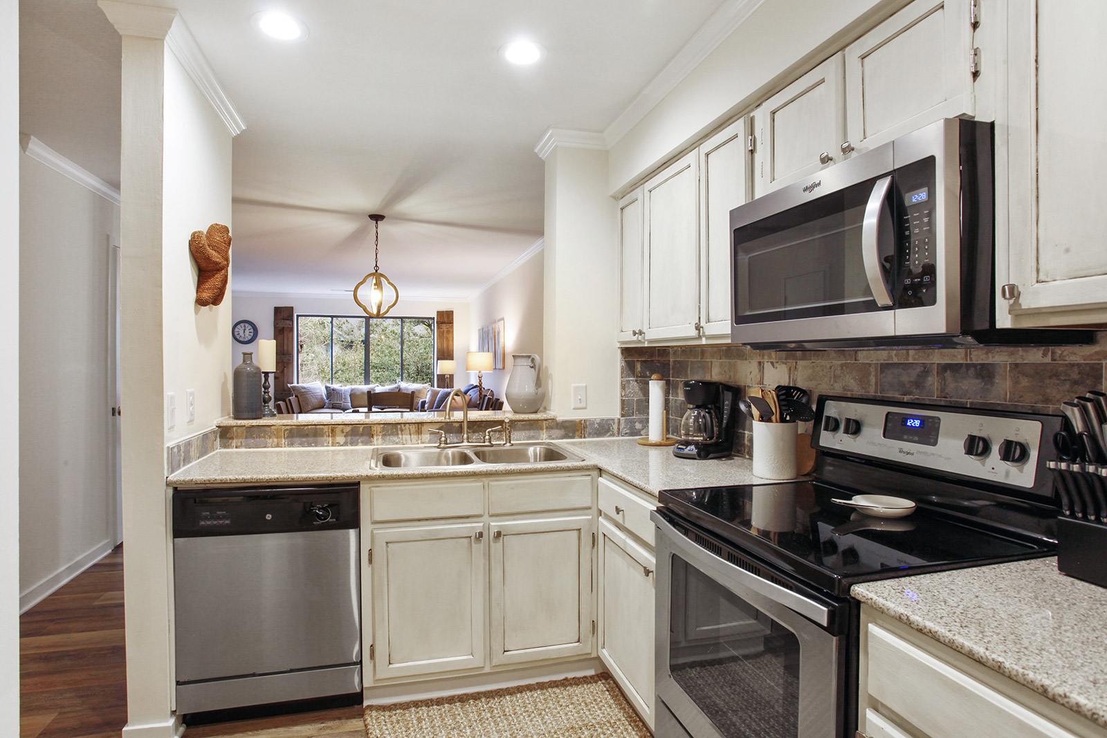 Springwood 111 | Photo 4