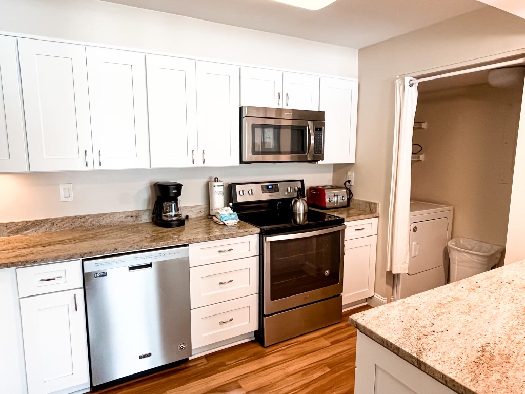 Shorewood 201 | Photo 21