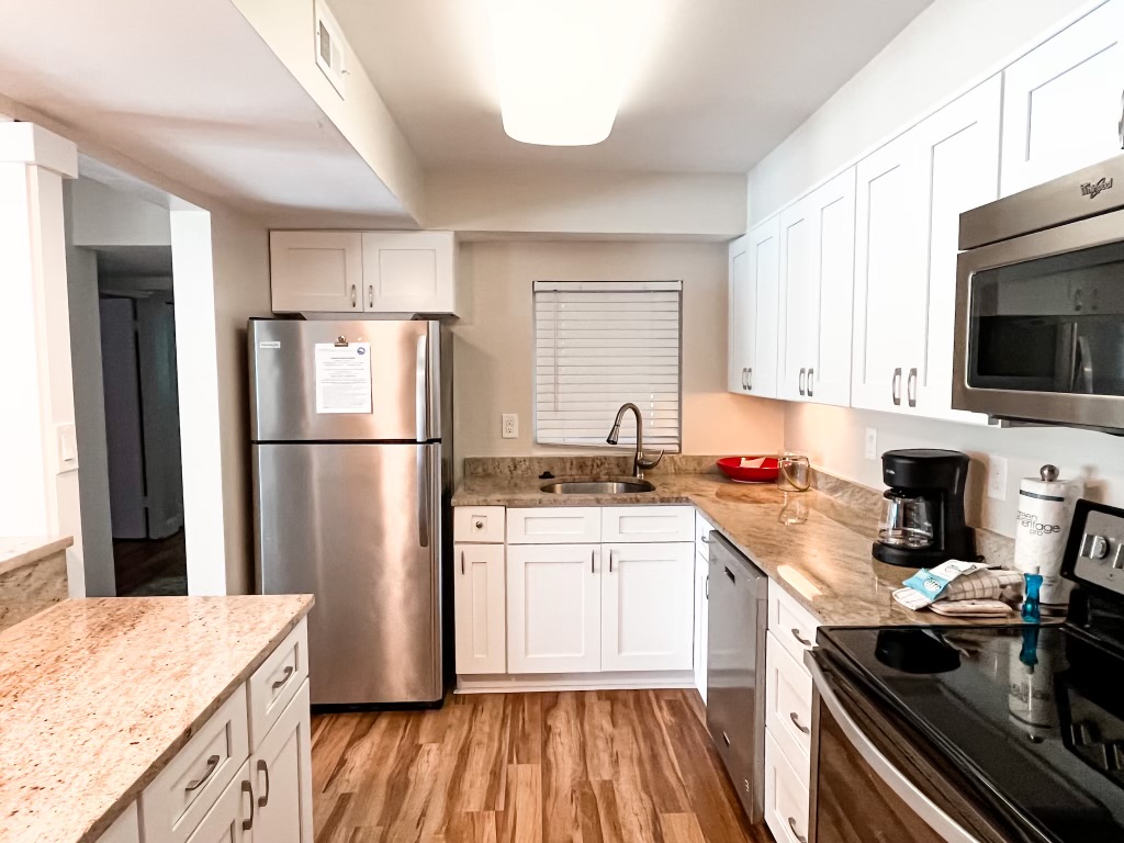 Shorewood 201 | Photo 20