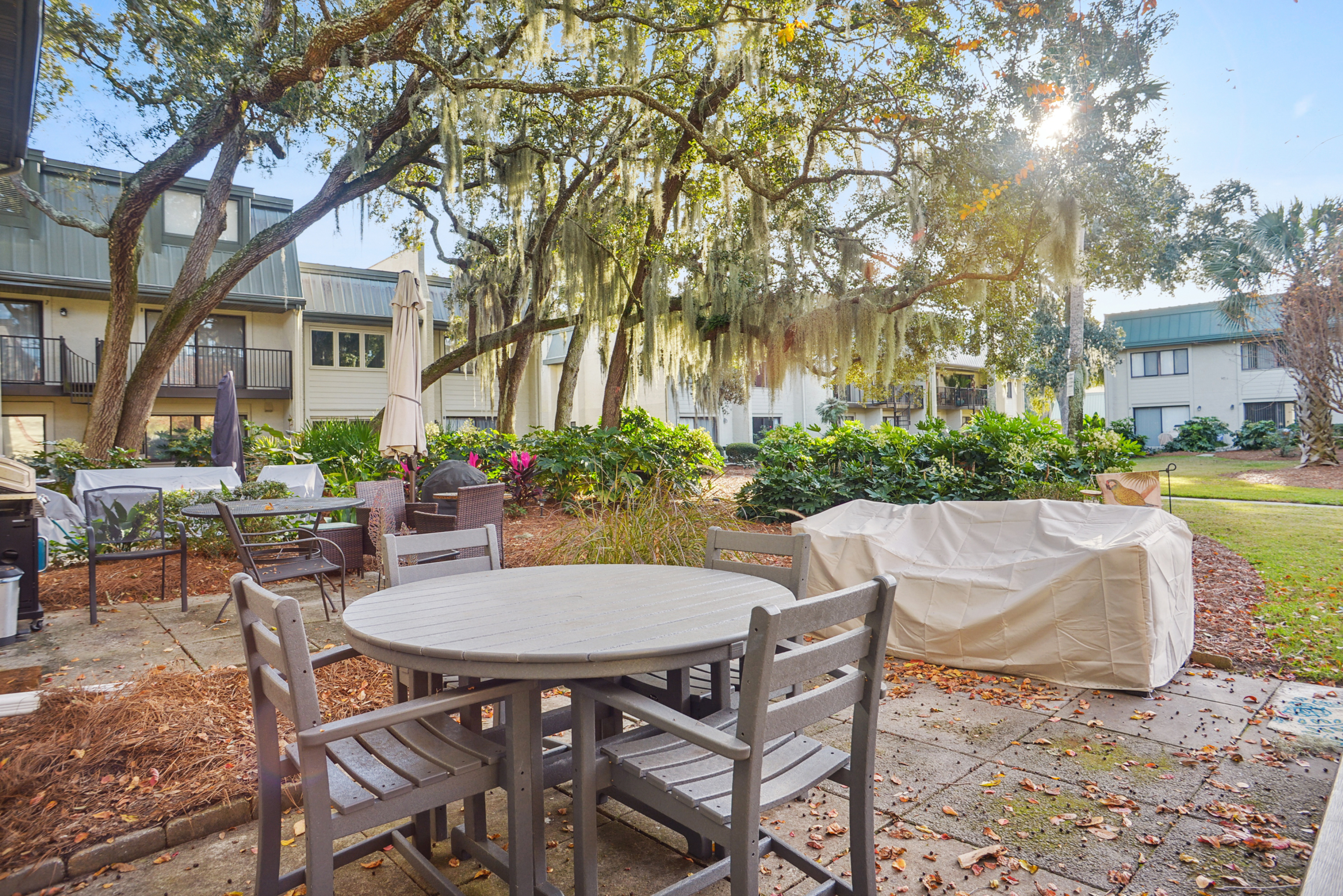 Surf Court 83 | Photo 21