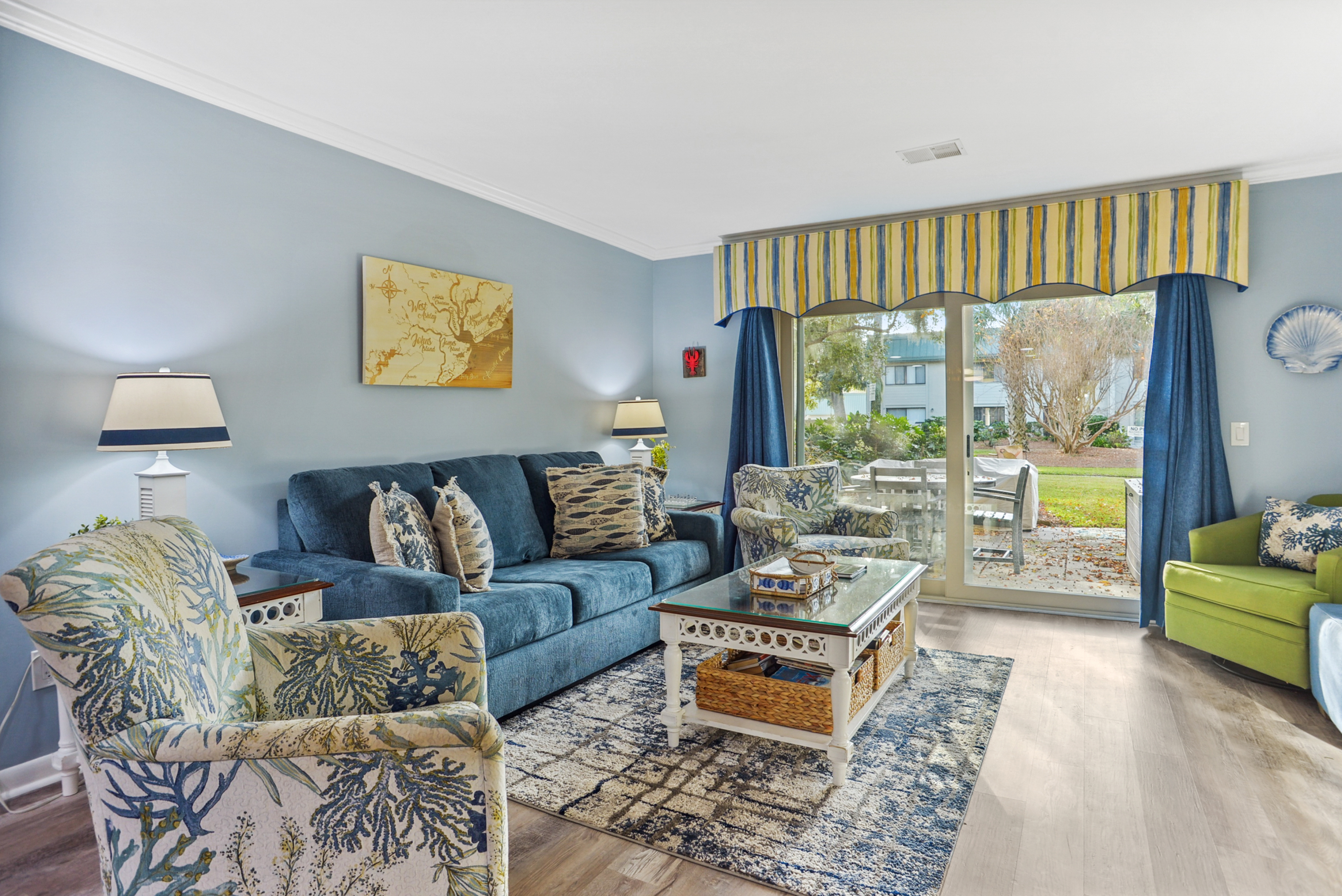 Surf Court 83 | Photo 1