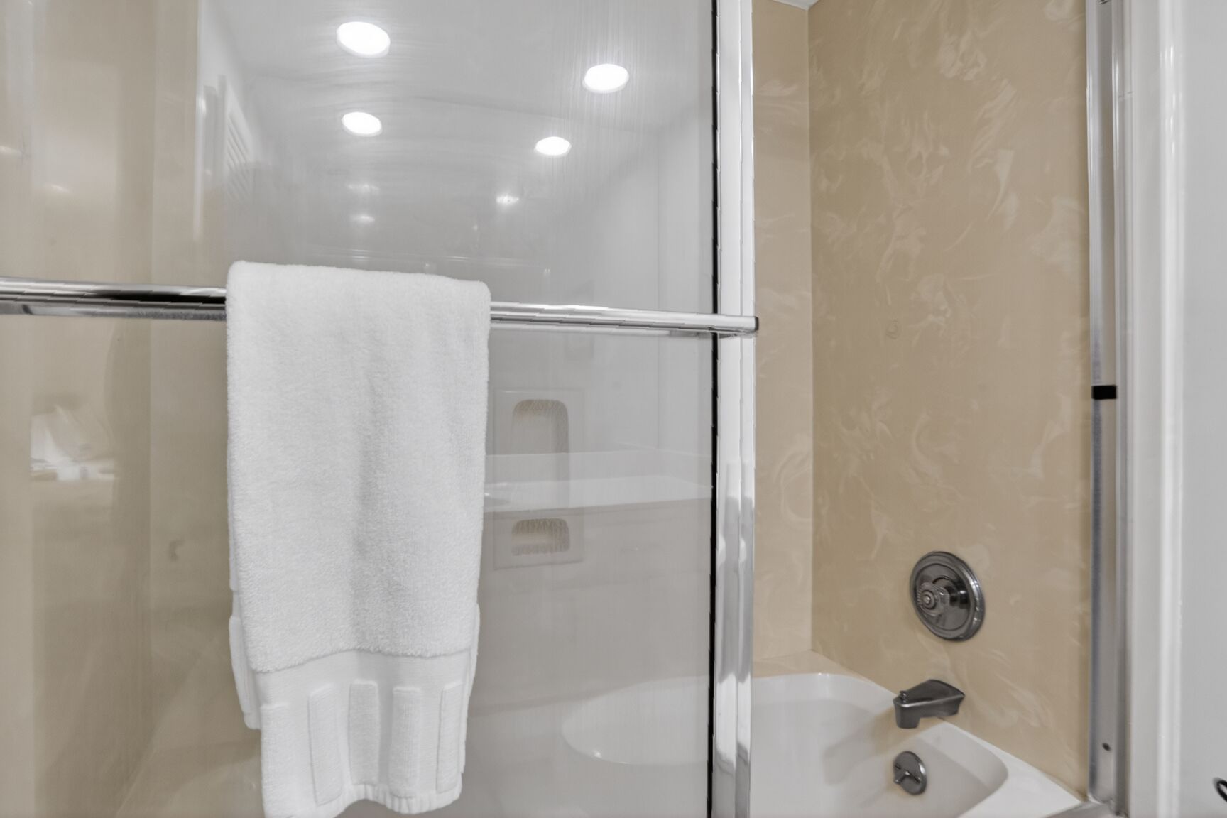 Ocean One 507 | Photo 38