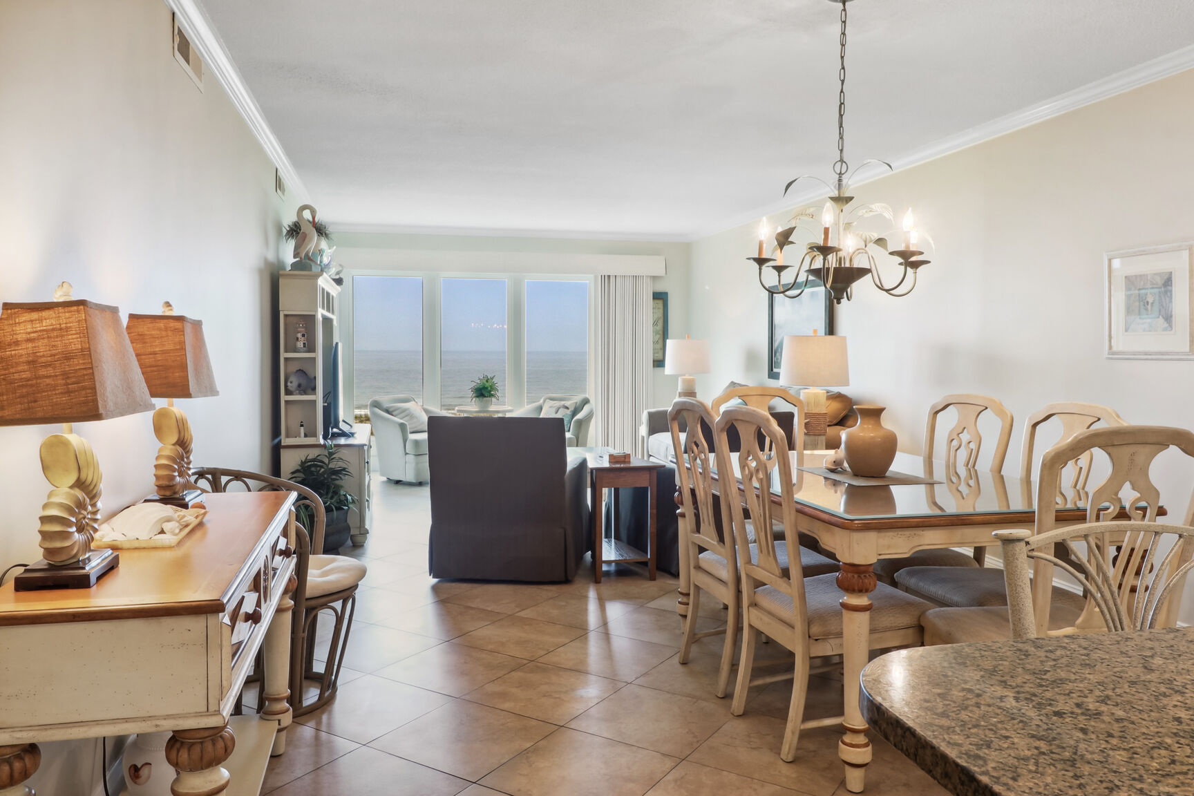 Shorewood 403 | Photo 7