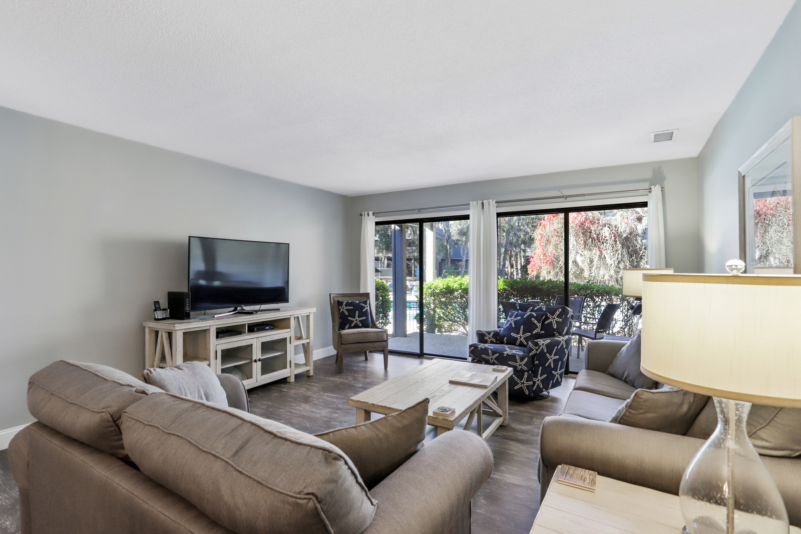 Living room 1