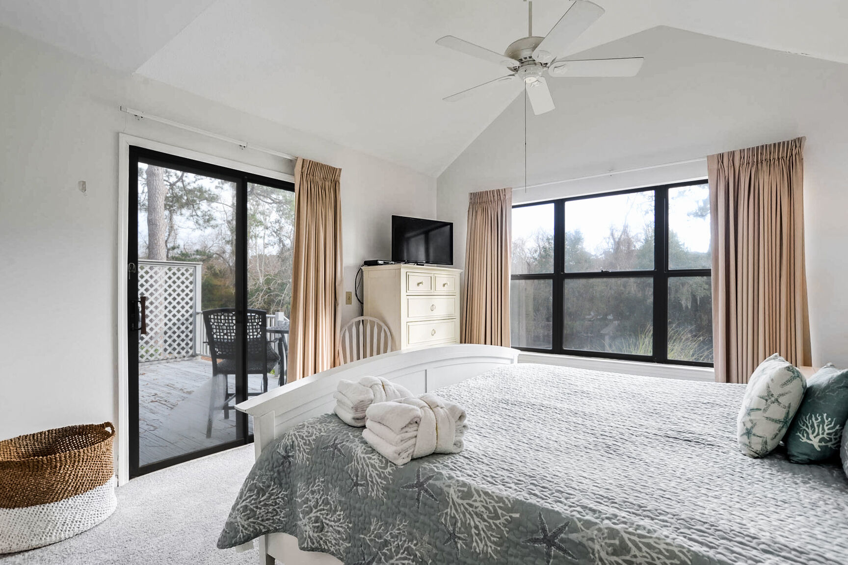 Lake Forest 3321 | Photo 13