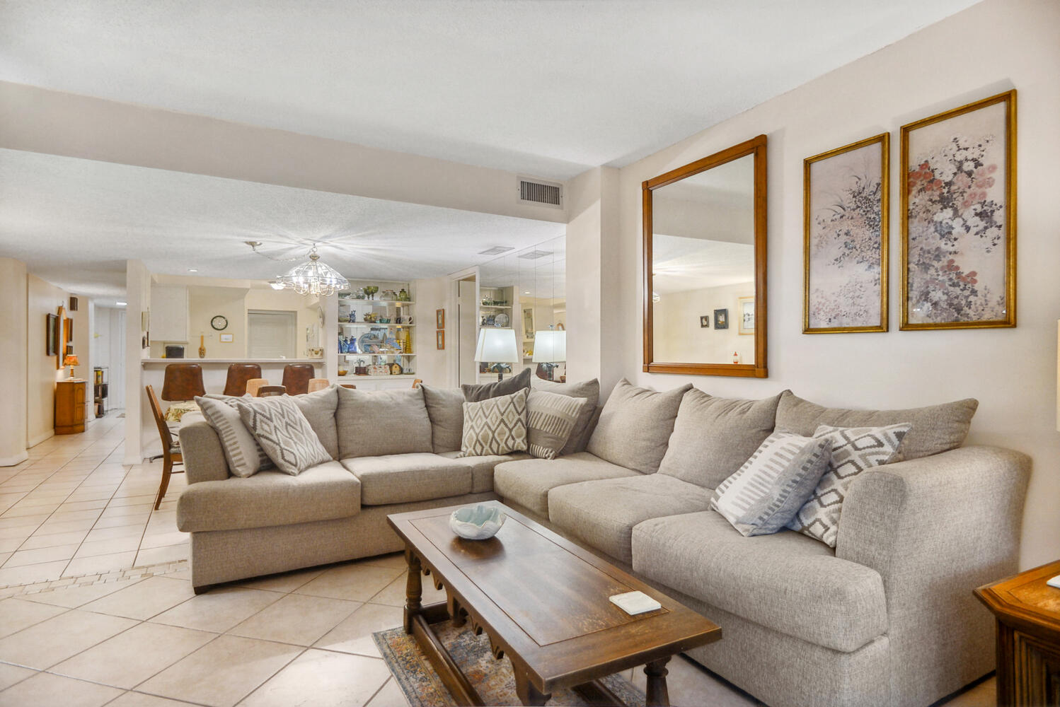 Ocean One 102 | Photo 3